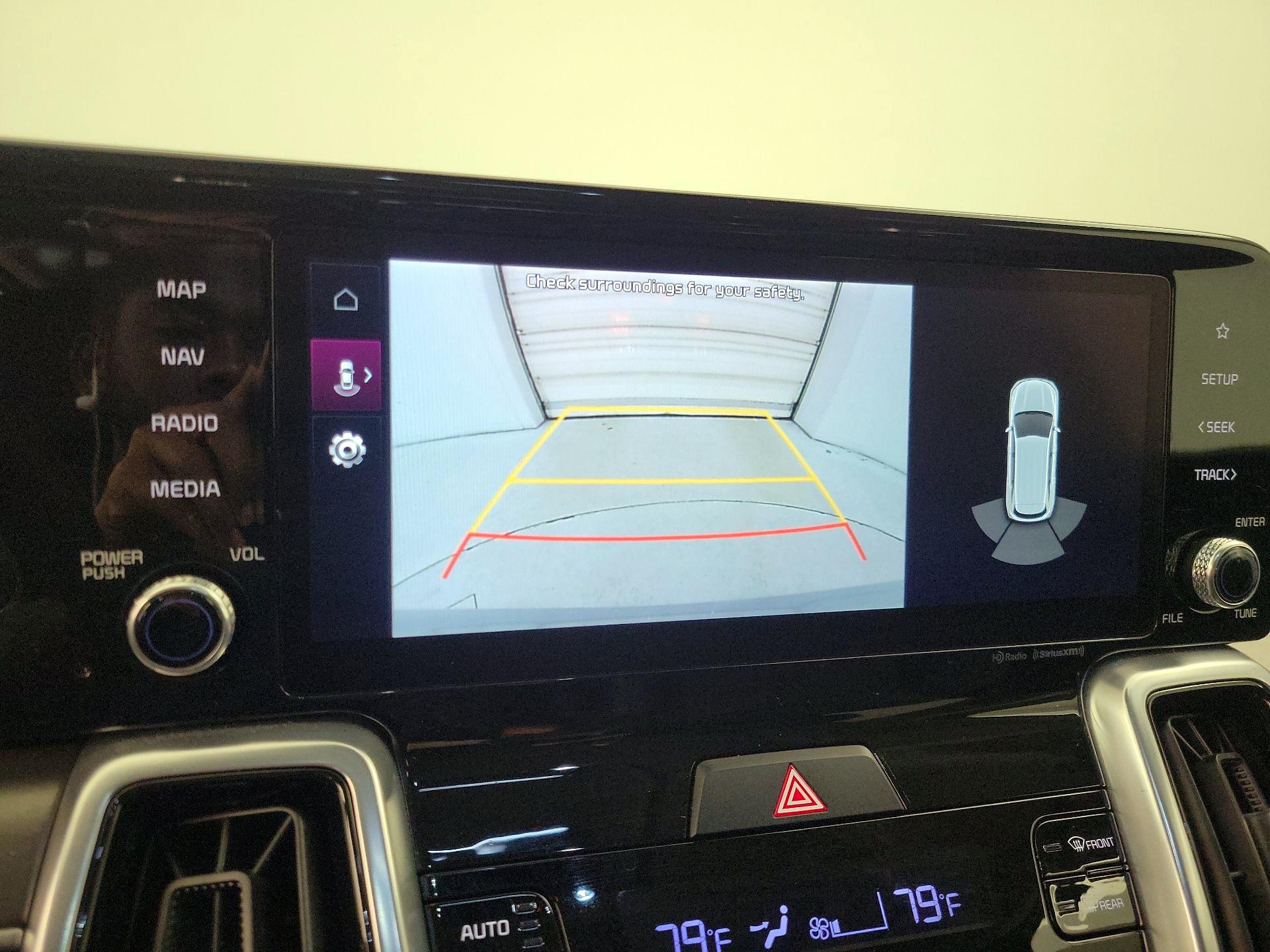 Thumbnail: 2022 Kia Sorento - 14