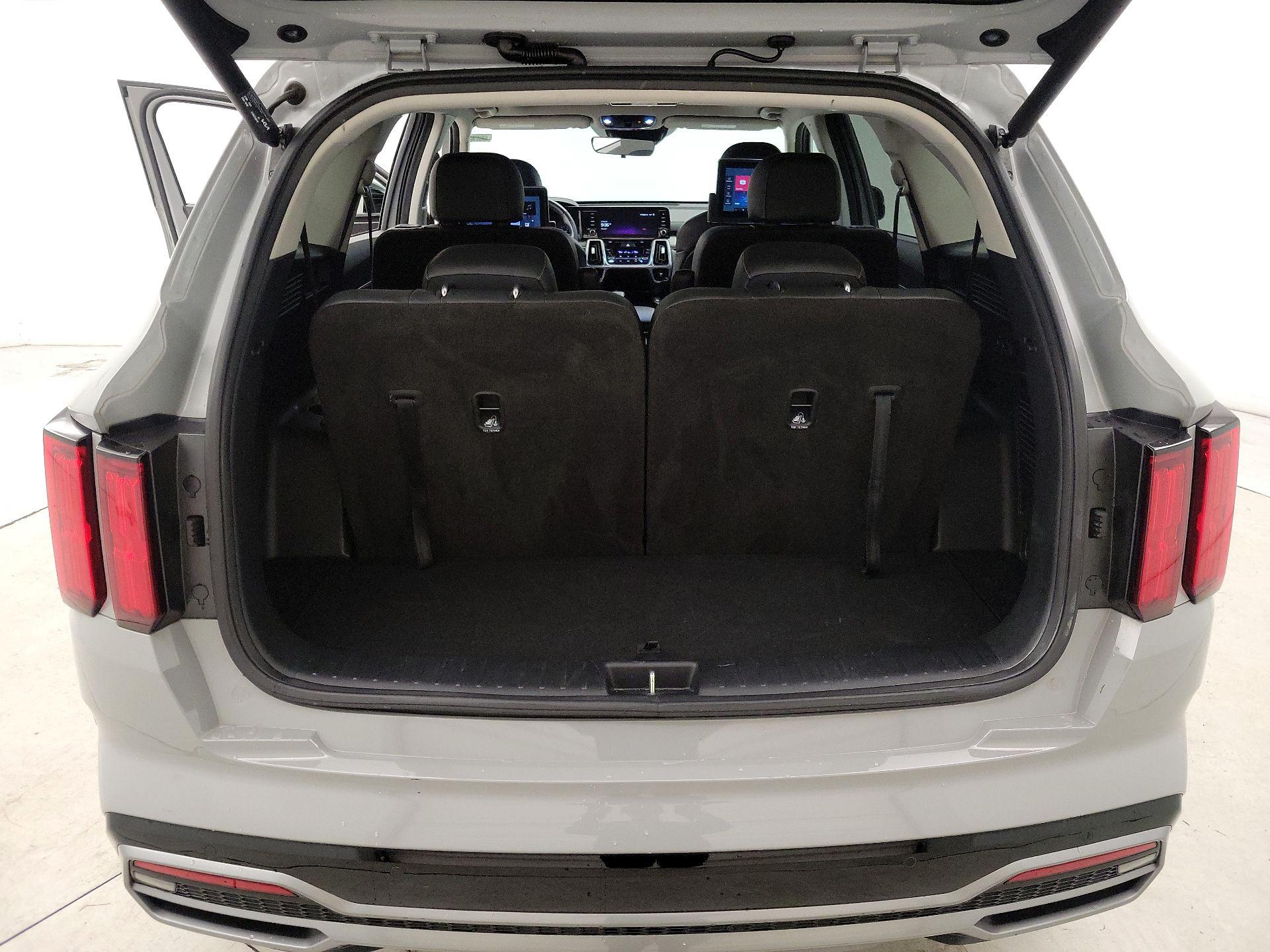 Thumbnail: 2022 Kia Sorento - 20