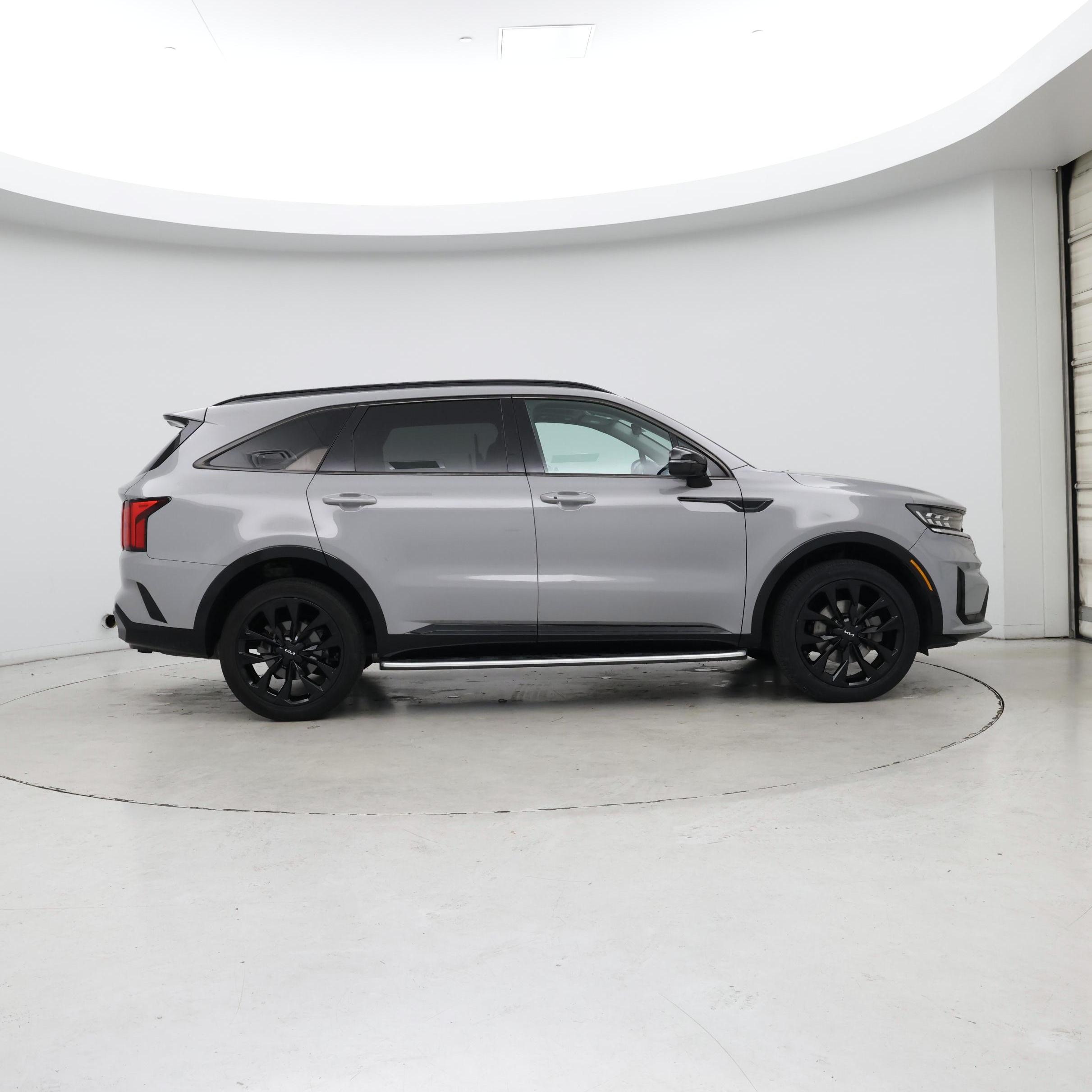 Thumbnail: 2022 Kia Sorento - 7