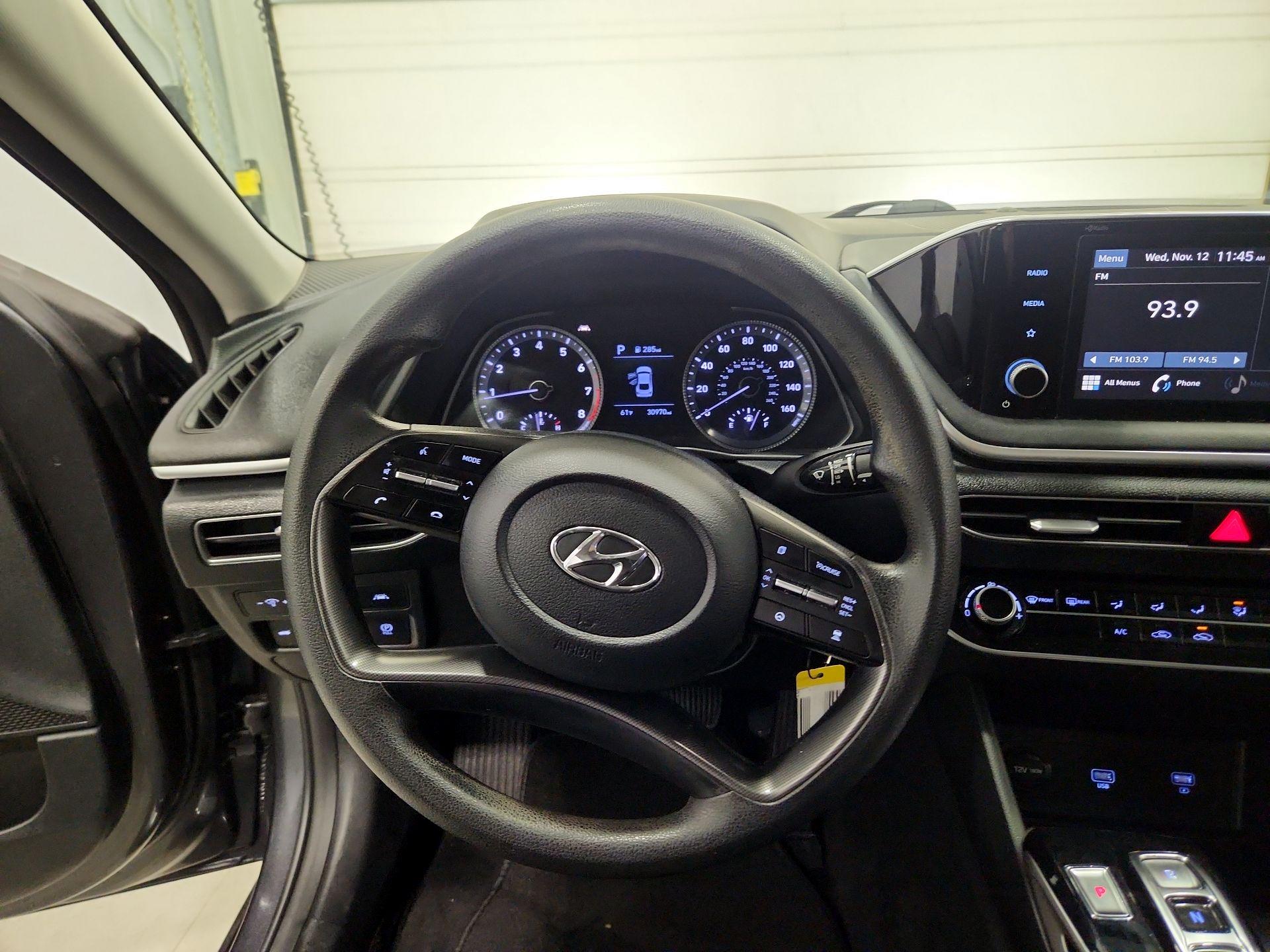 Thumbnail: 2020 Hyundai Sonata - 10