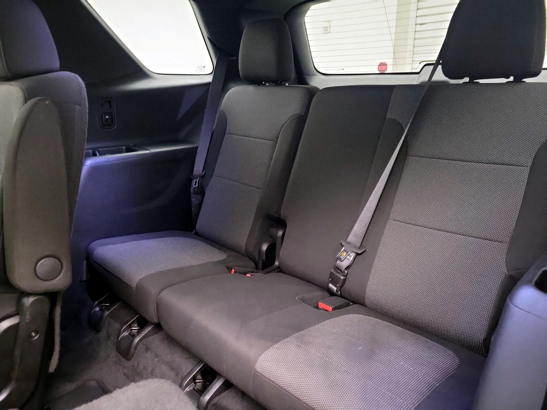 Thumbnail: 2023 Chevrolet Traverse - 18