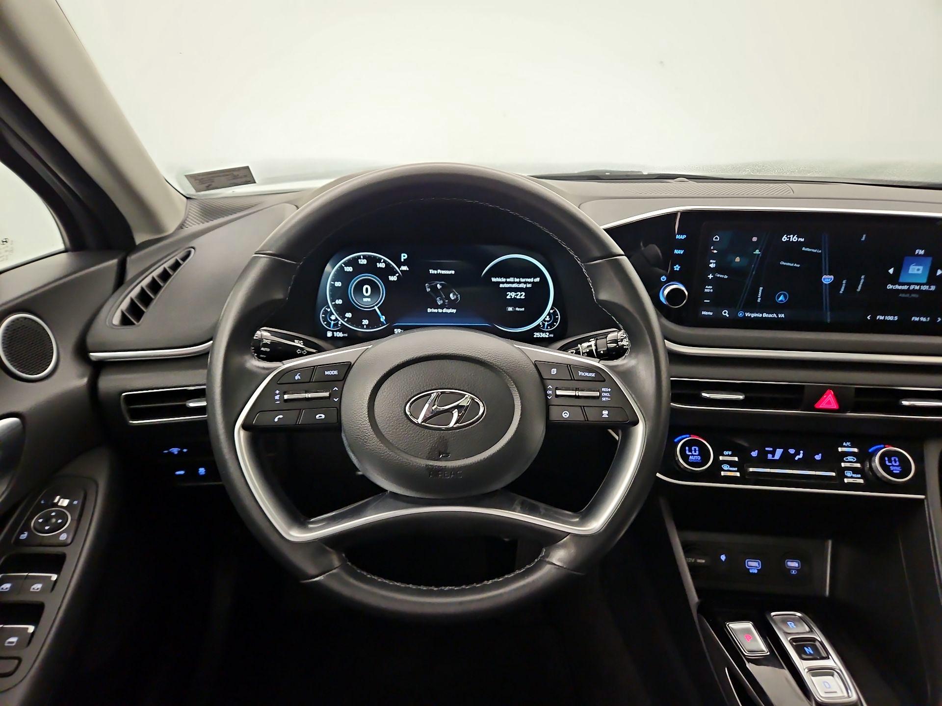 Thumbnail: 2023 Hyundai Sonata - 10