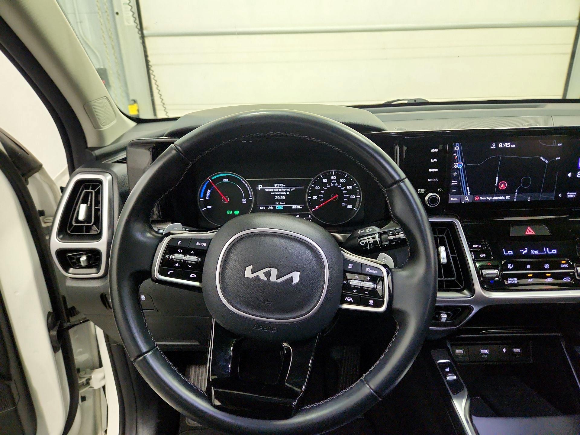 Thumbnail: 2023 Kia Sorento - 10