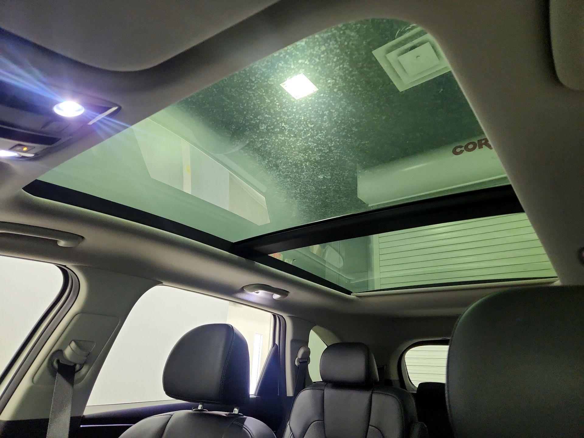 Thumbnail: 2023 Kia Sorento - 20