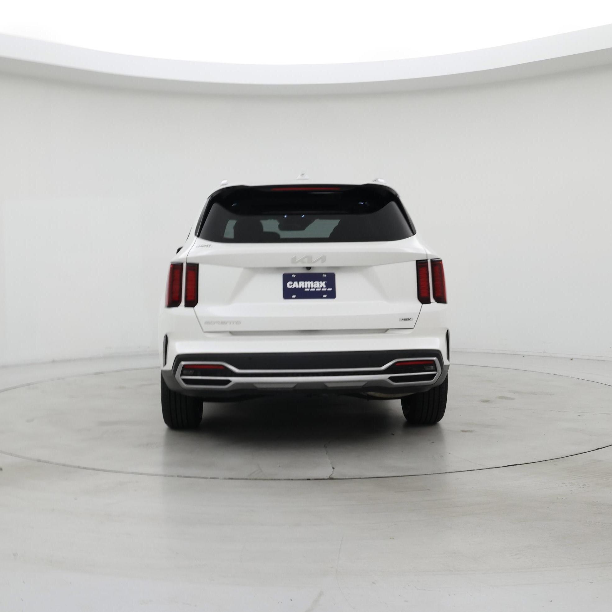 Thumbnail: 2023 Kia Sorento - 6