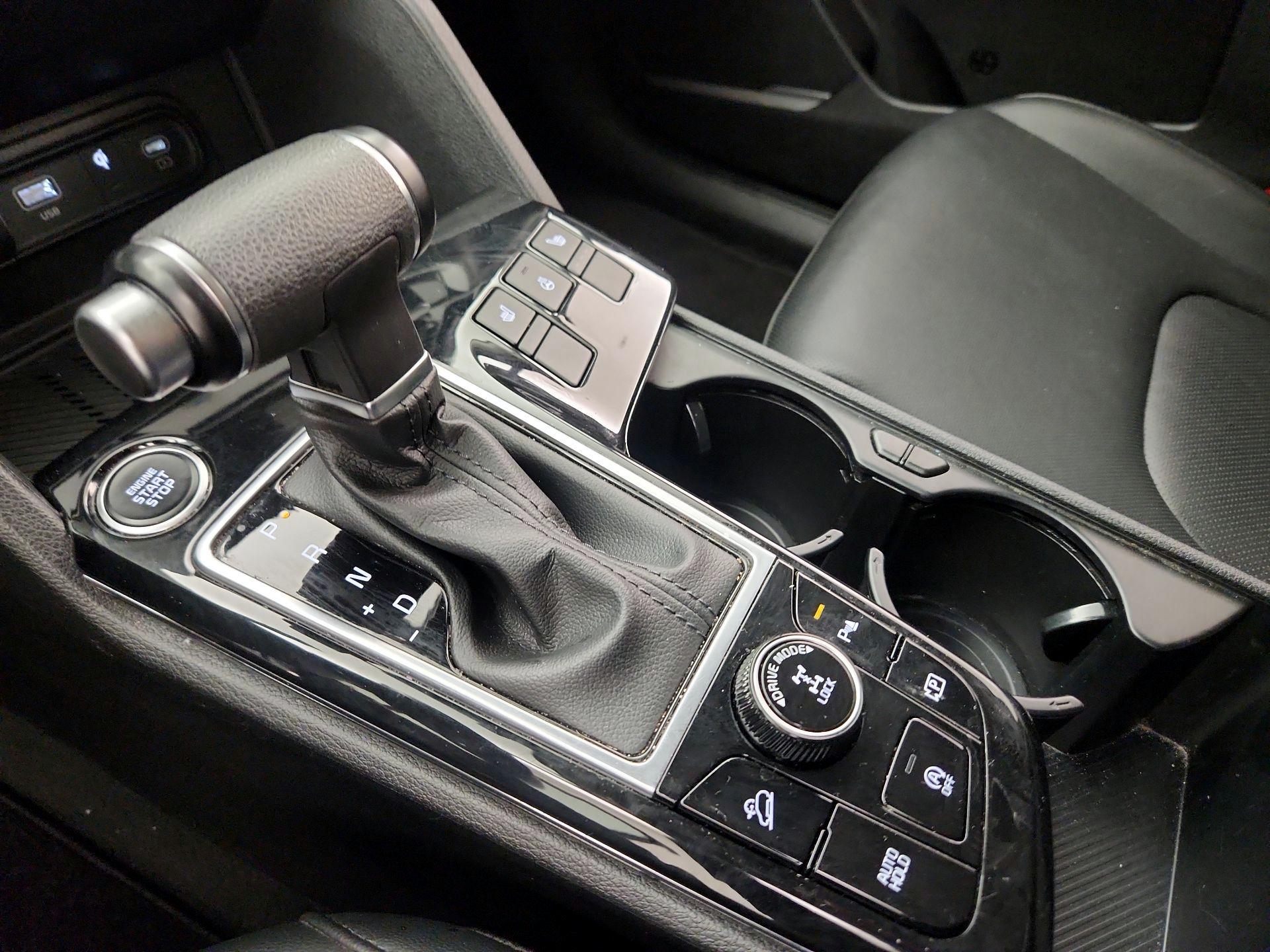 Thumbnail: 2023 Kia Sportage - 18