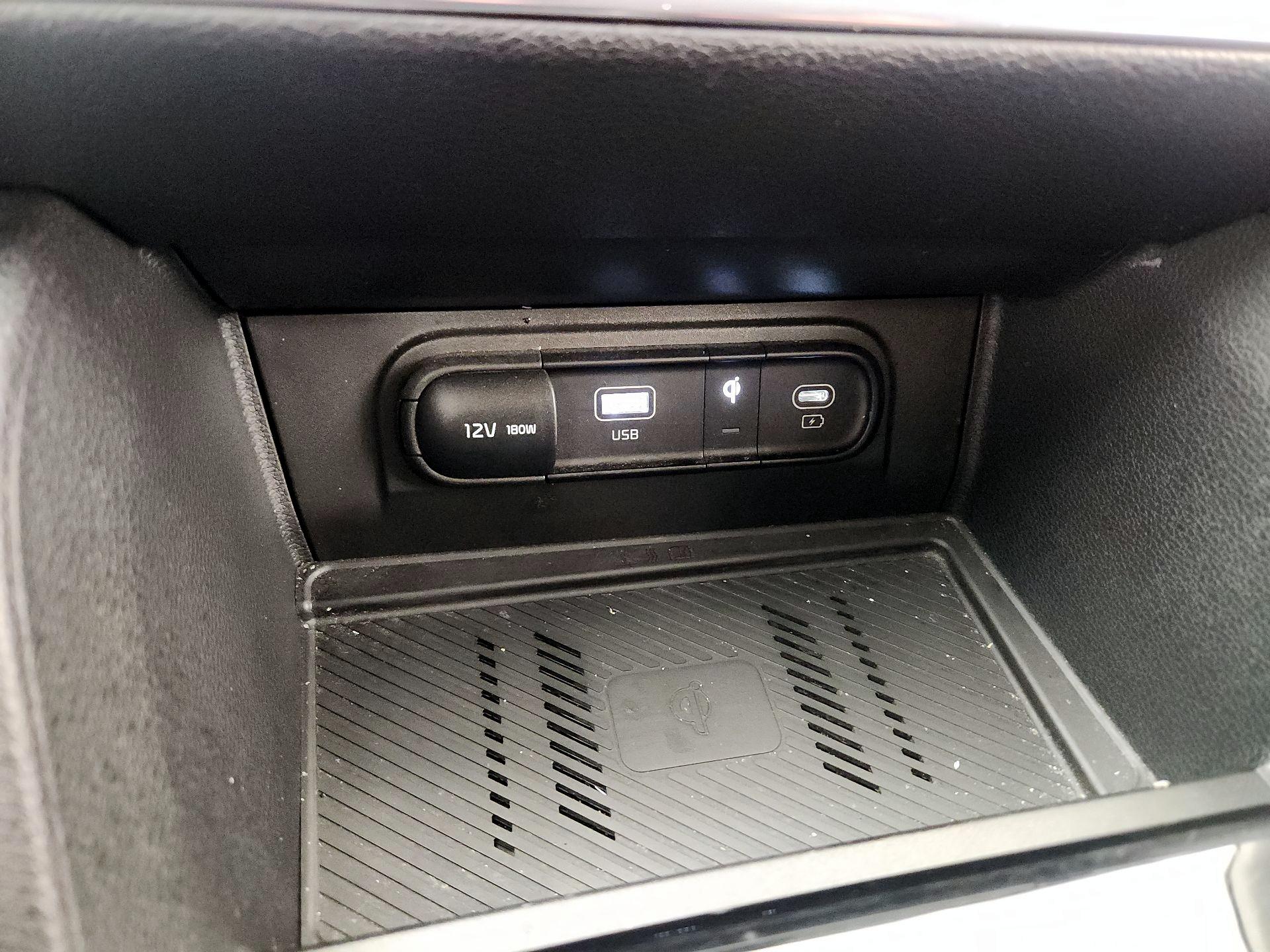 Thumbnail: 2023 Kia Sportage - 19