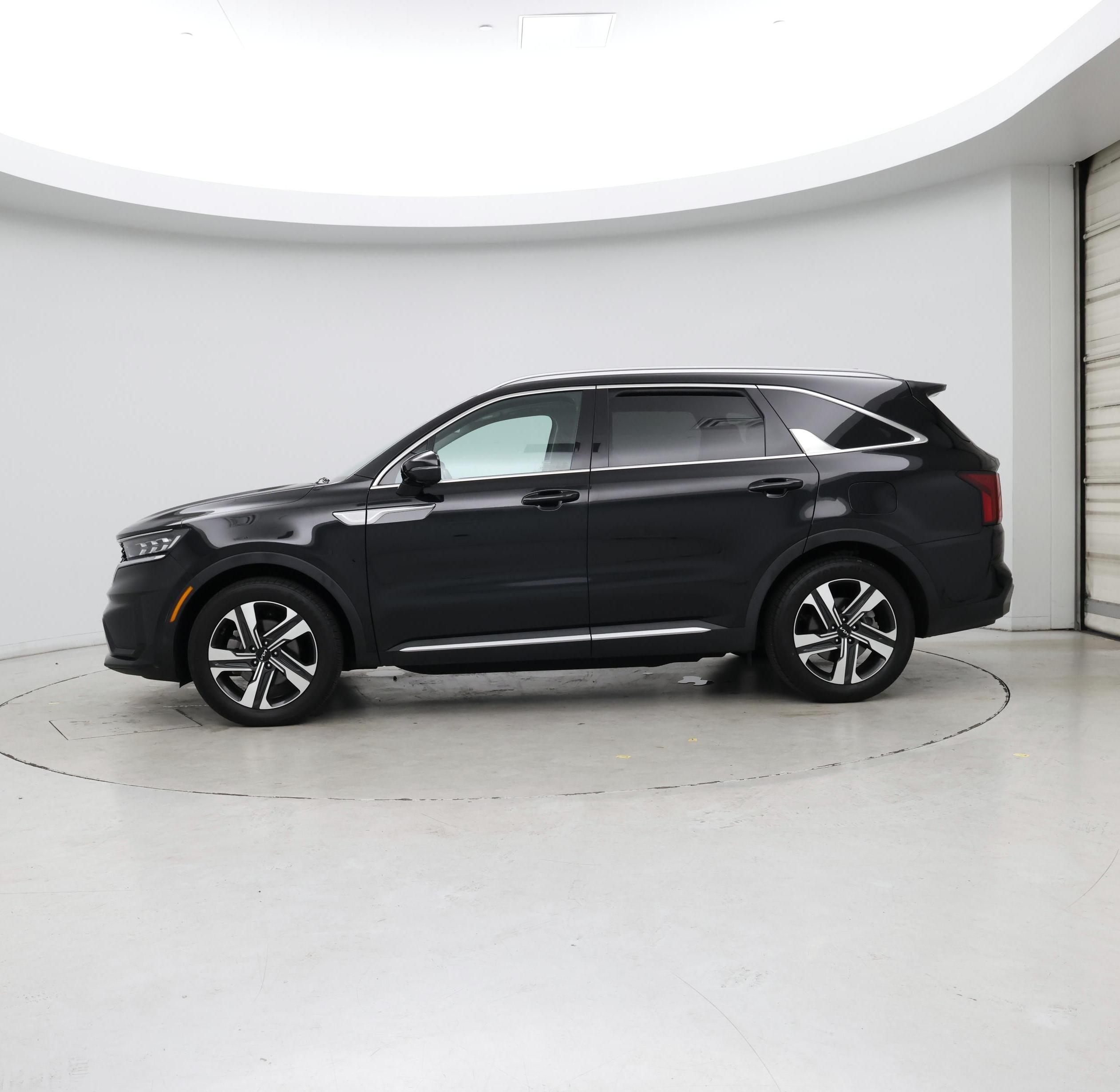 Thumbnail: 2023 Kia Sorento - 3