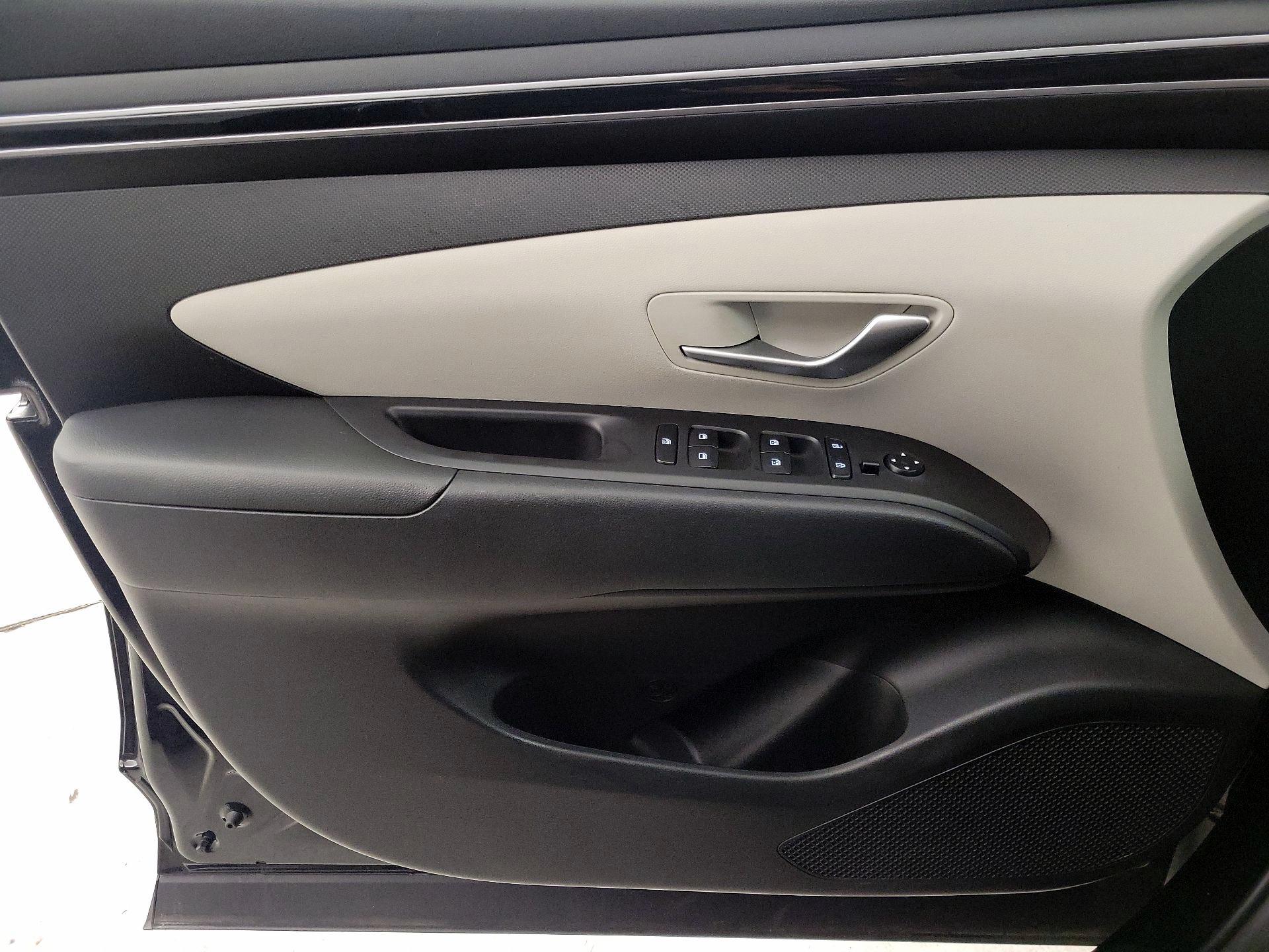 Thumbnail: 2024 Hyundai Tucson - 12