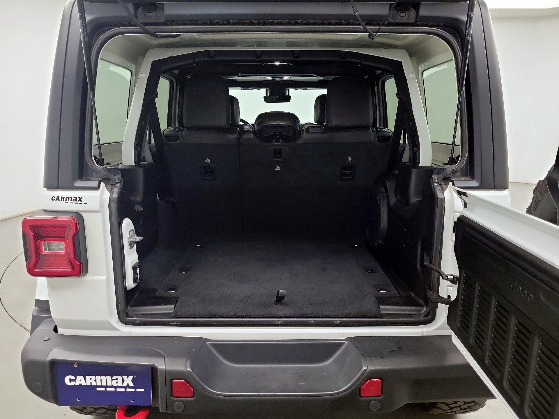 Thumbnail: 2022 Jeep Wrangler - 19