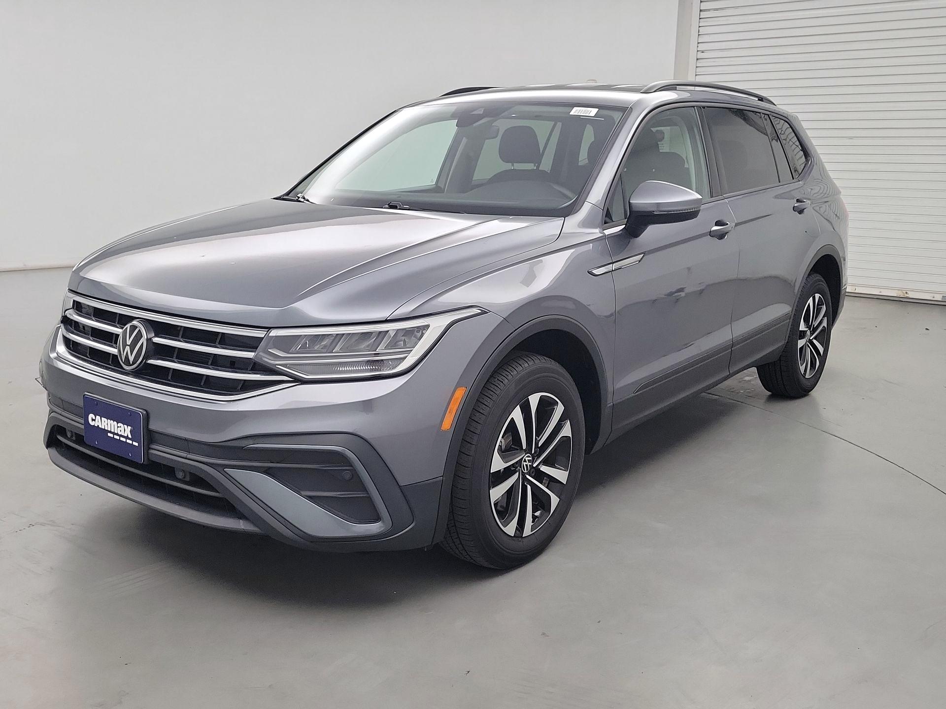 Thumbnail: 2022 Volkswagen Tiguan - 3