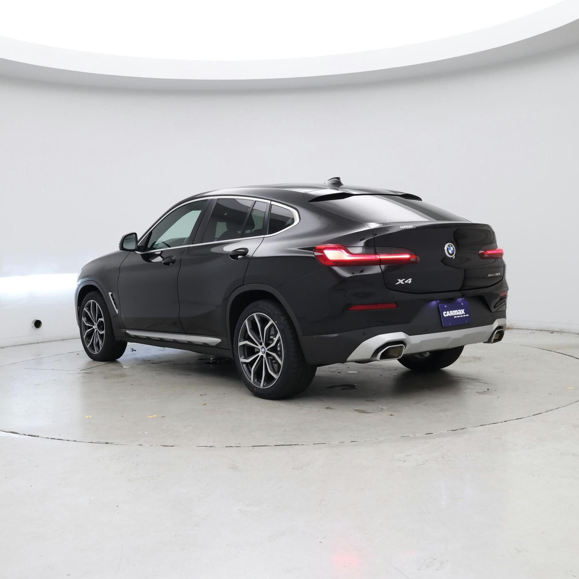 Thumbnail: 2023 BMW X4 - 2