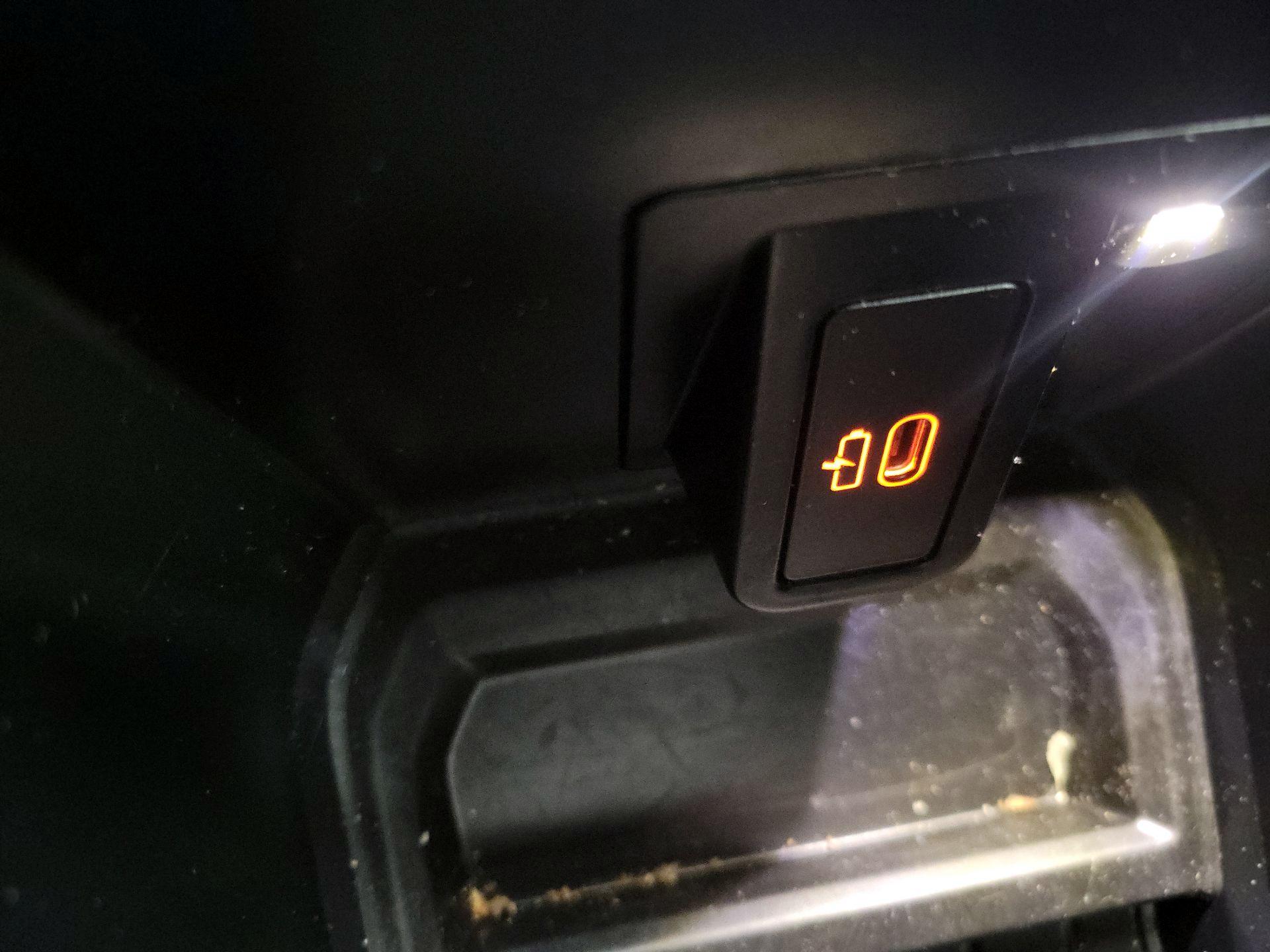 Thumbnail: 2023 BMW X4 - 19