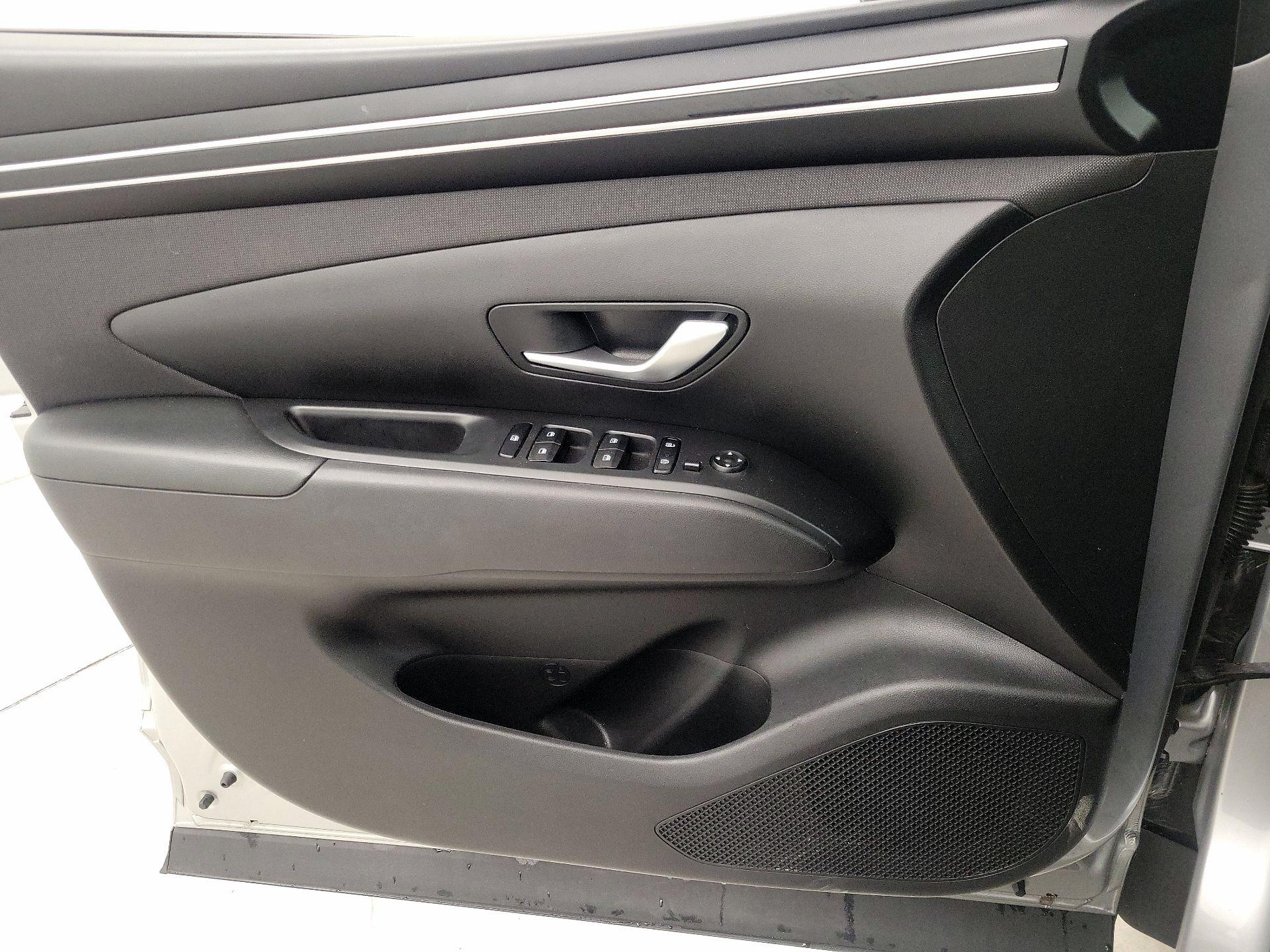 Thumbnail: 2023 Hyundai Tucson - 12