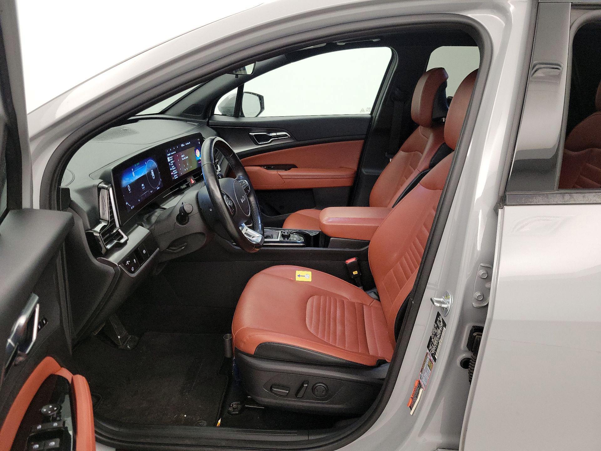 Thumbnail: 2023 Kia Sportage - 11