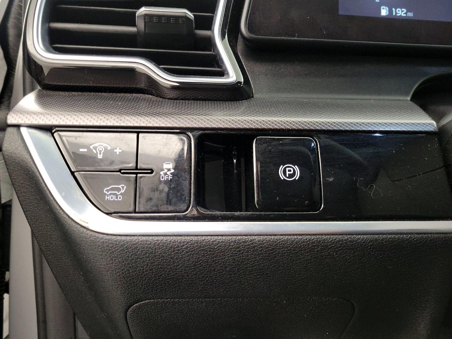 Thumbnail: 2023 Kia Sportage - 13