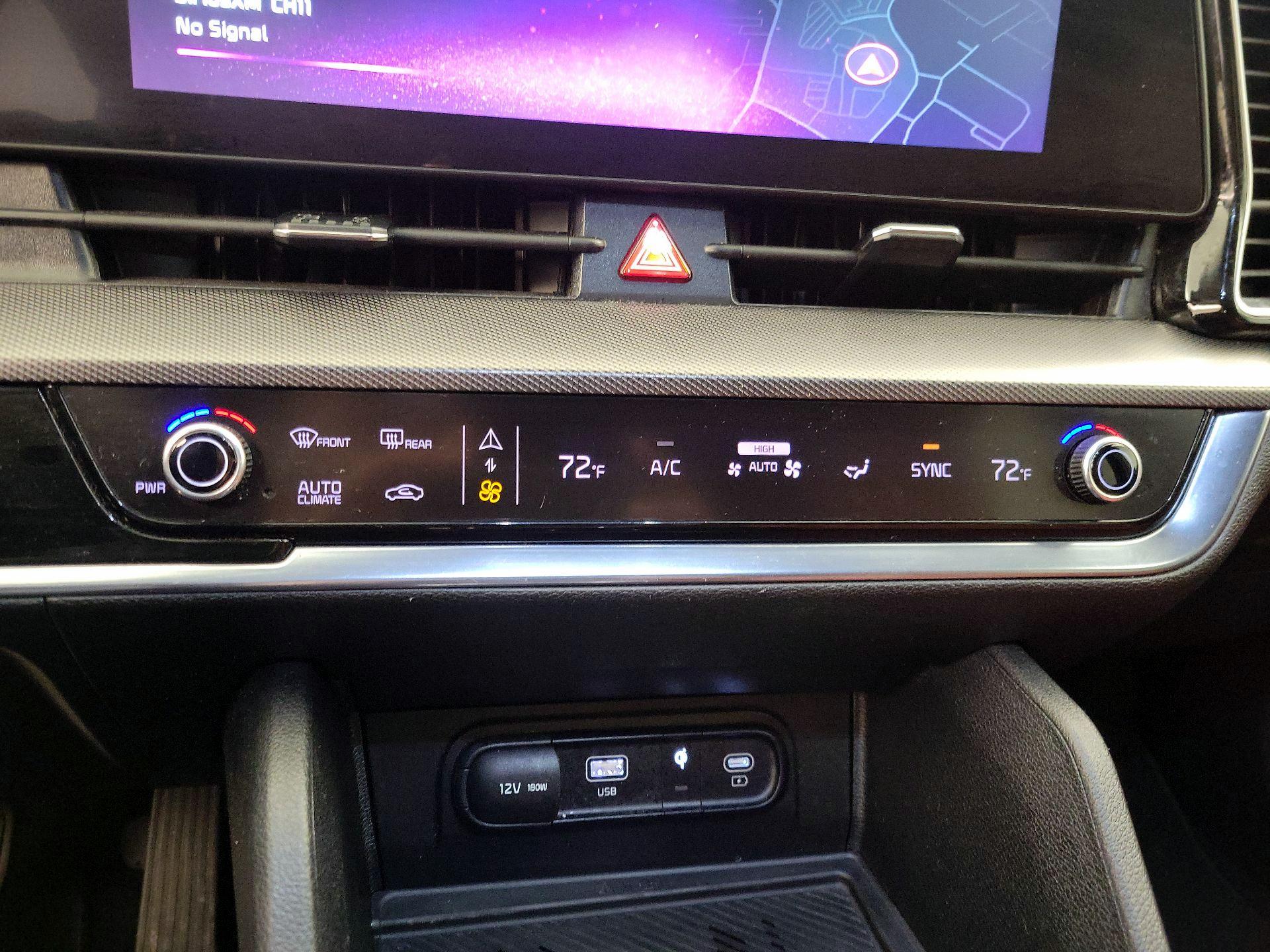 Thumbnail: 2023 Kia Sportage - 16