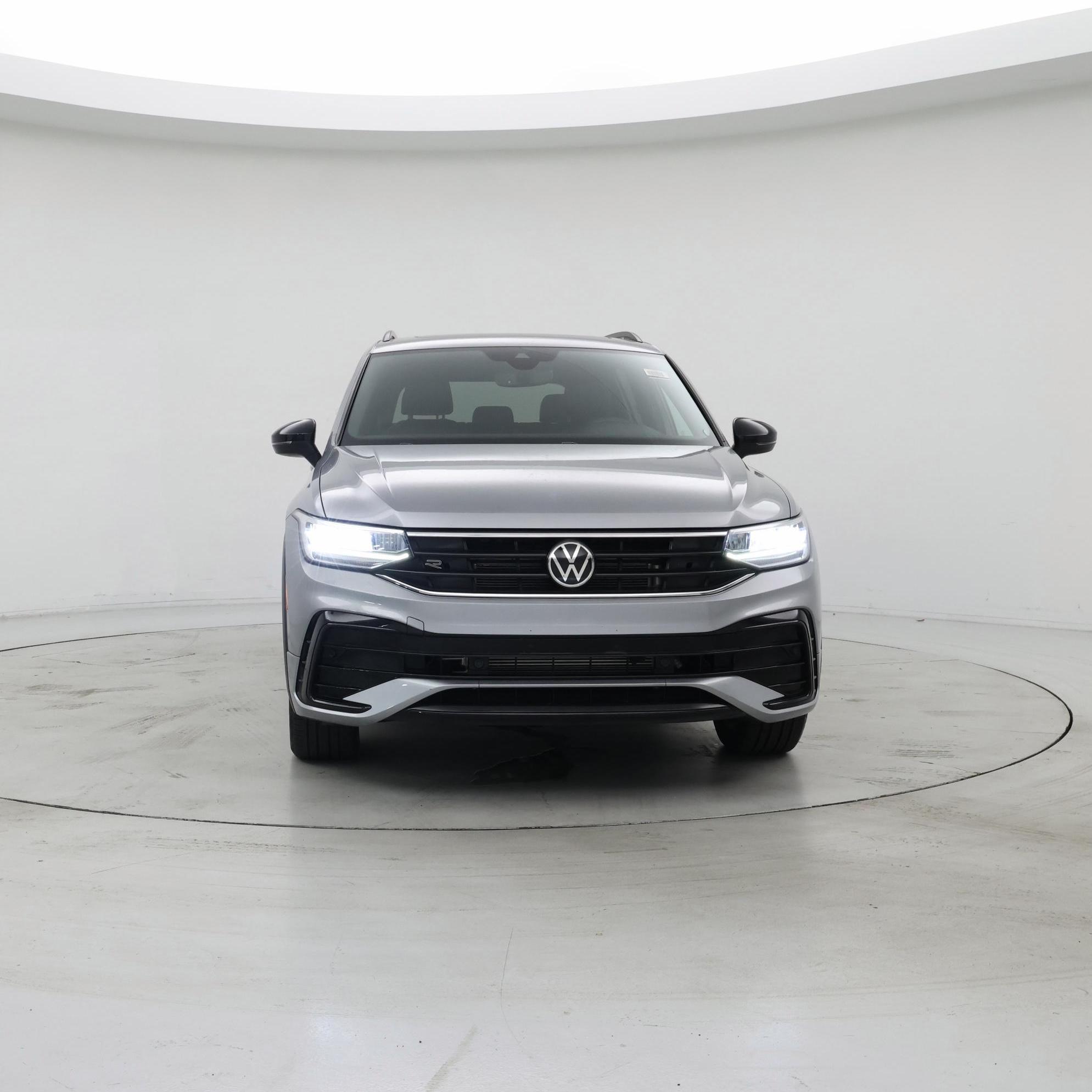 Thumbnail: 2022 Volkswagen Tiguan - 5