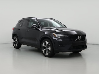 2024 Volvo XC40 B5 Plus Dark Theme