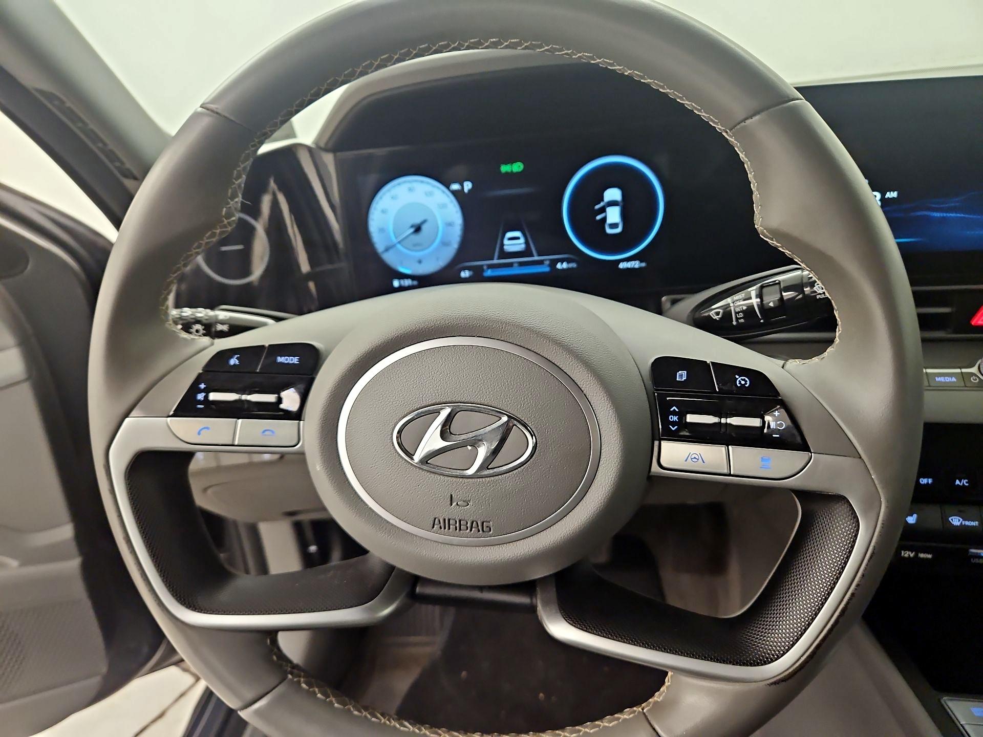 Thumbnail: 2023 Hyundai Elantra - 10