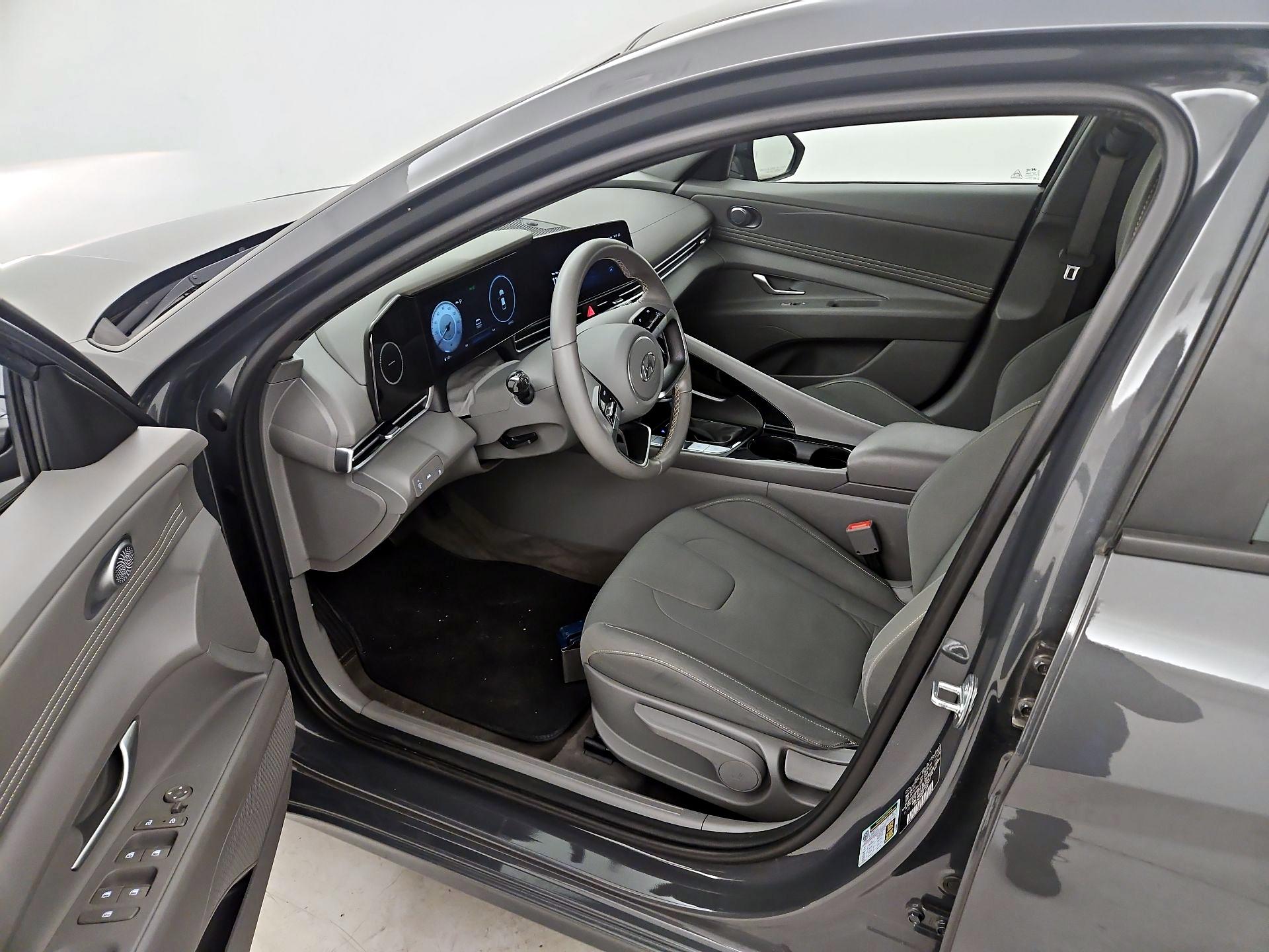 Thumbnail: 2023 Hyundai Elantra - 11