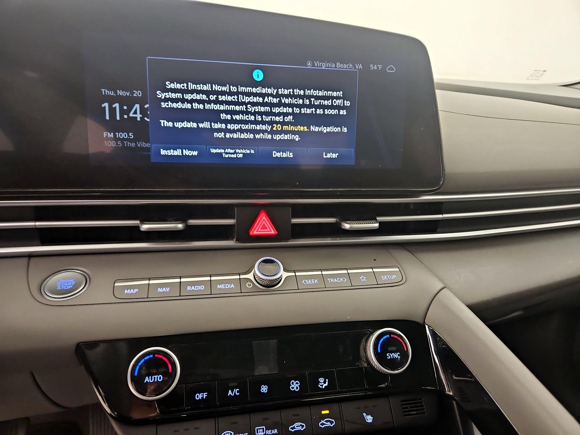 Thumbnail: 2023 Hyundai Elantra - 15