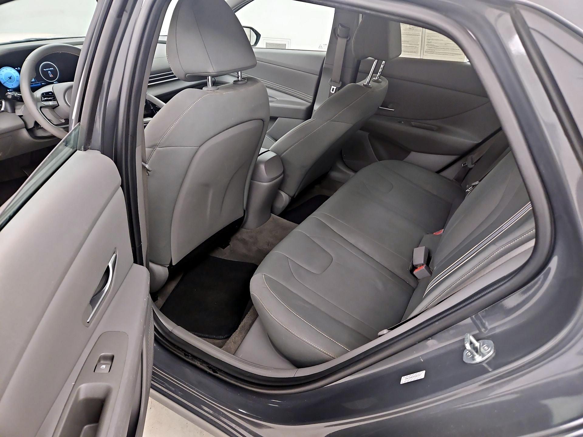 Thumbnail: 2023 Hyundai Elantra - 19