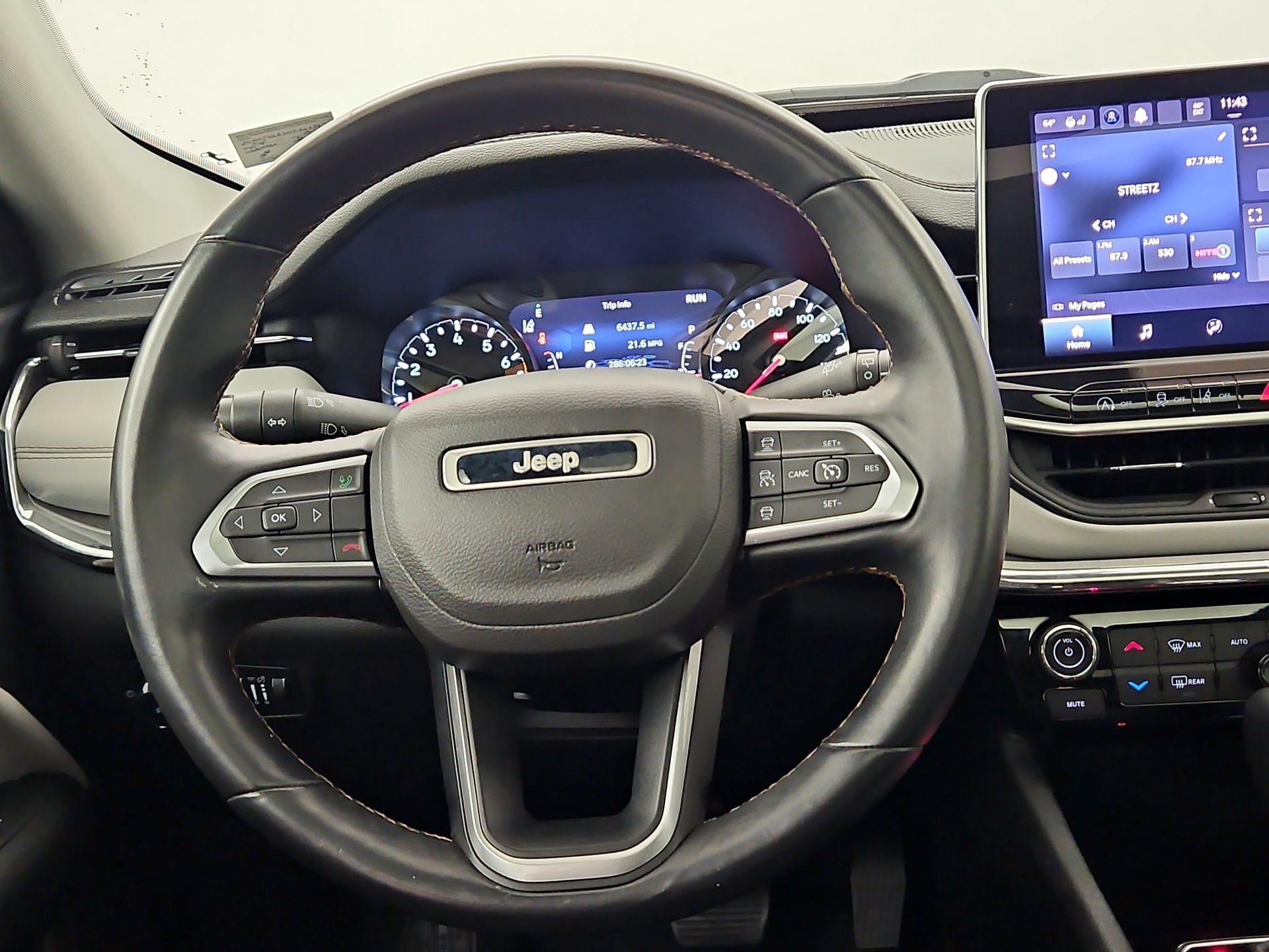 Thumbnail: 2022 Jeep Compass - 10