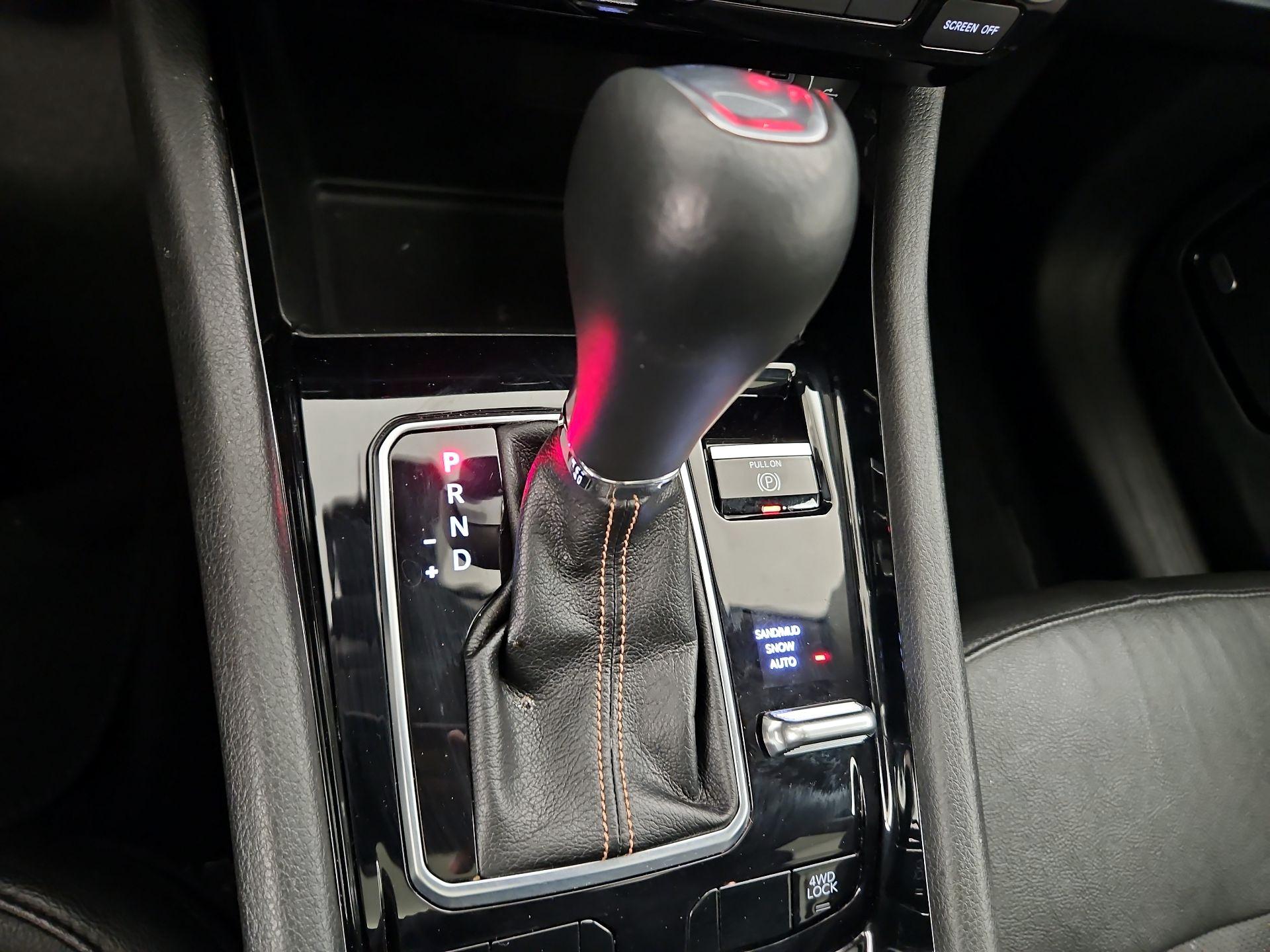 Thumbnail: 2022 Jeep Compass - 17