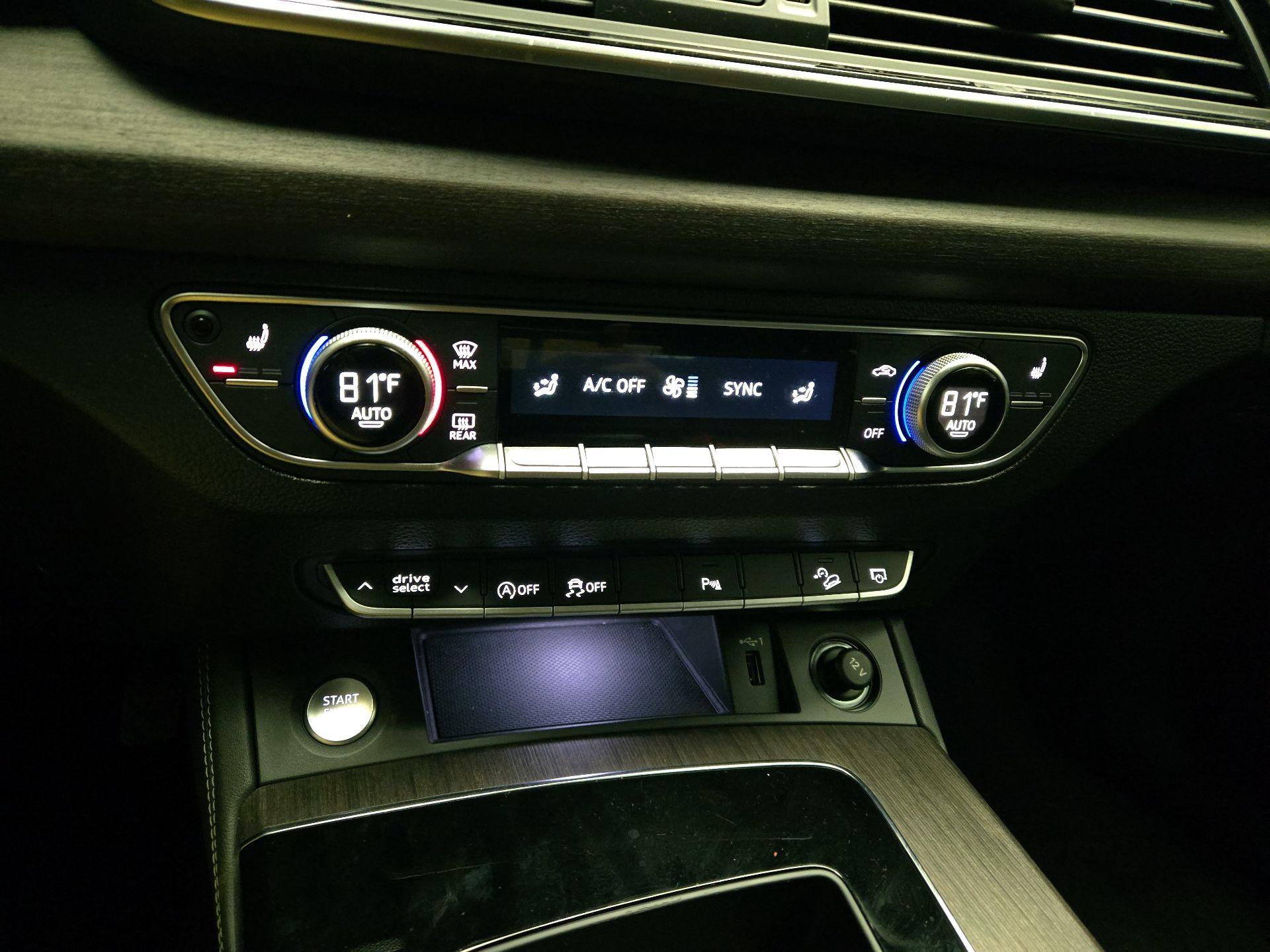 Thumbnail: 2022 Audi Q5 - 17