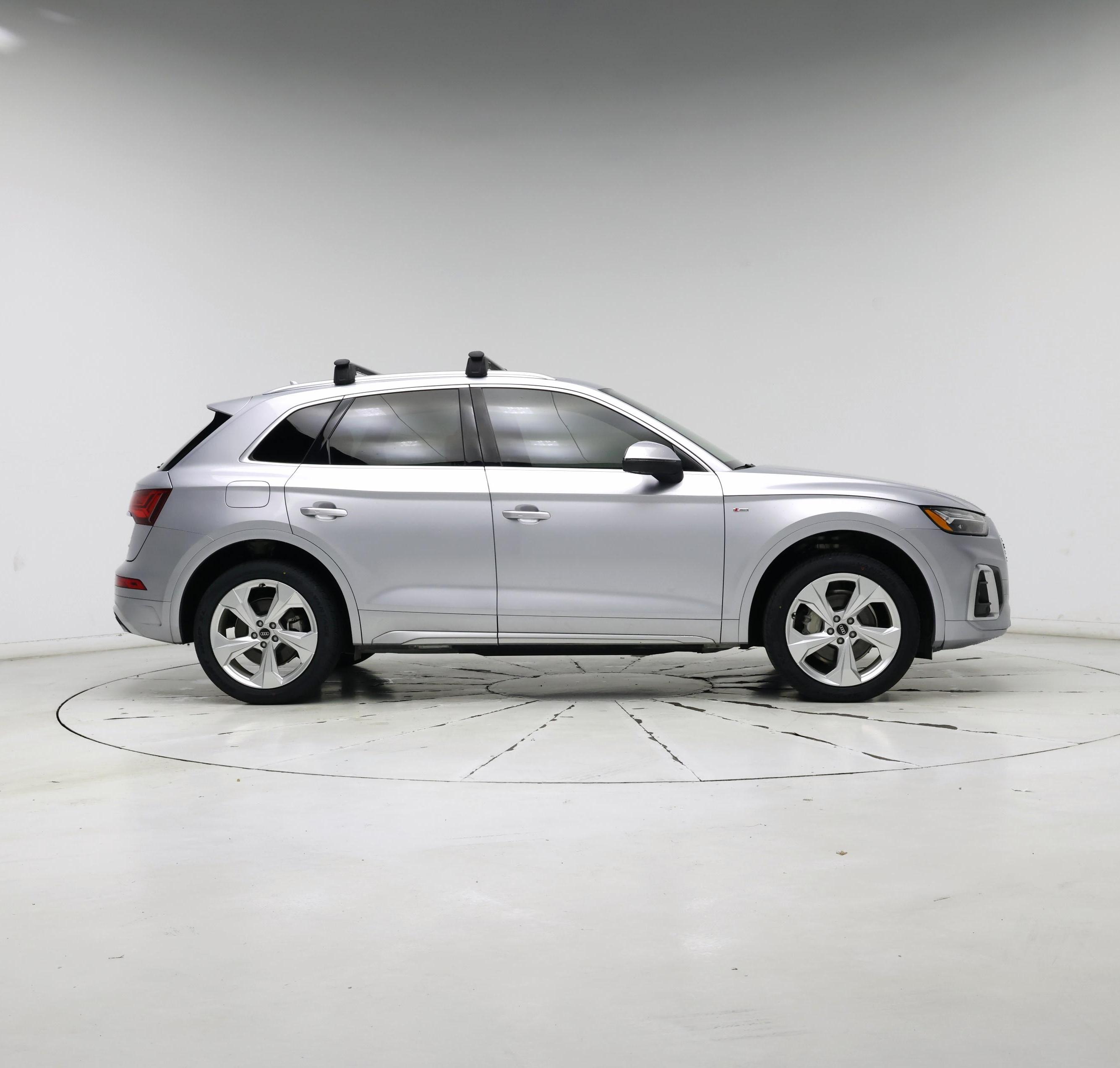 Thumbnail: 2022 Audi Q5 - 7