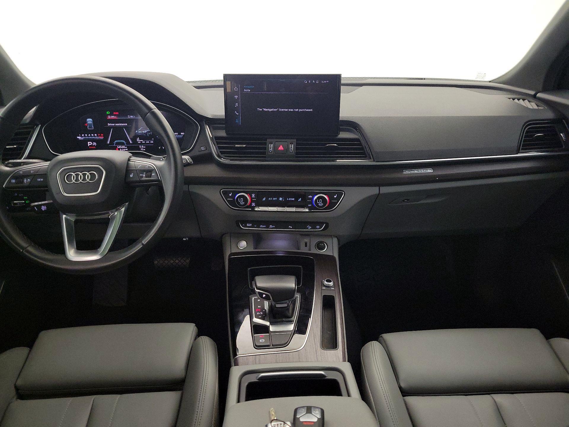 Thumbnail: 2022 Audi Q5 - 9