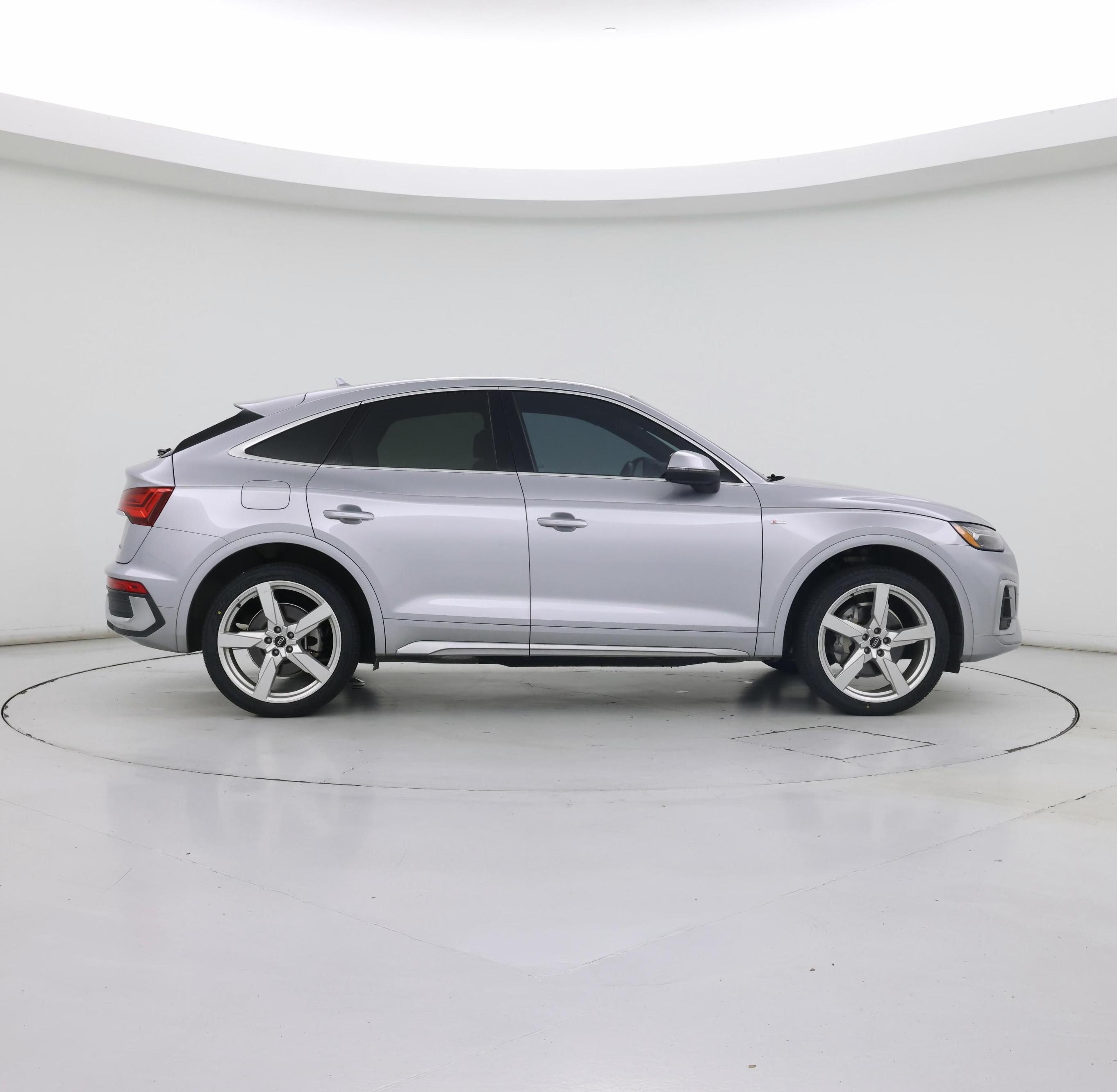 Thumbnail: 2022 Audi Q5 - 7