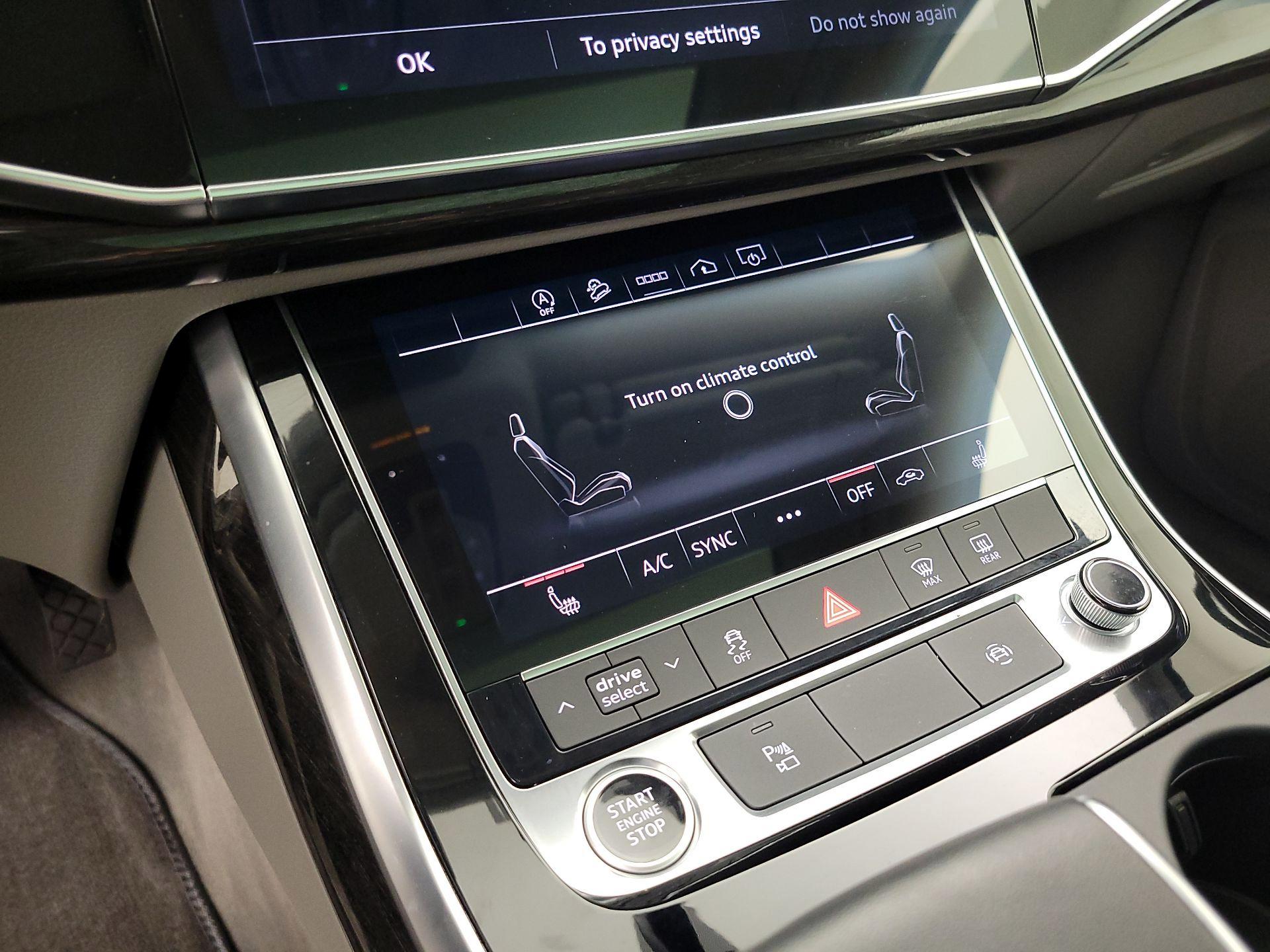 Thumbnail: 2023 Audi Q7 - 16