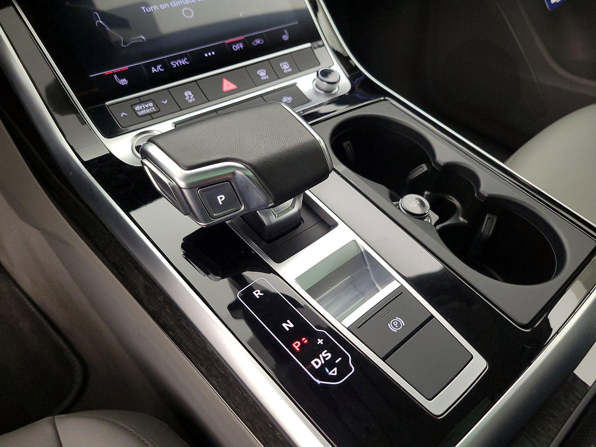 Thumbnail: 2023 Audi Q7 - 17