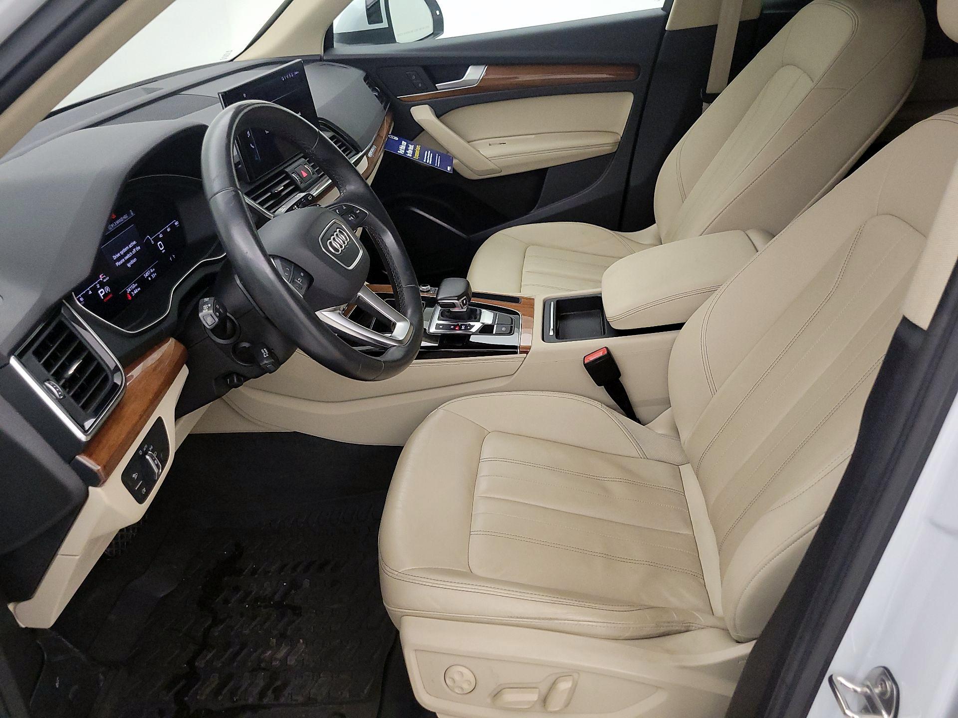 Thumbnail: 2022 Audi Q5 - 11