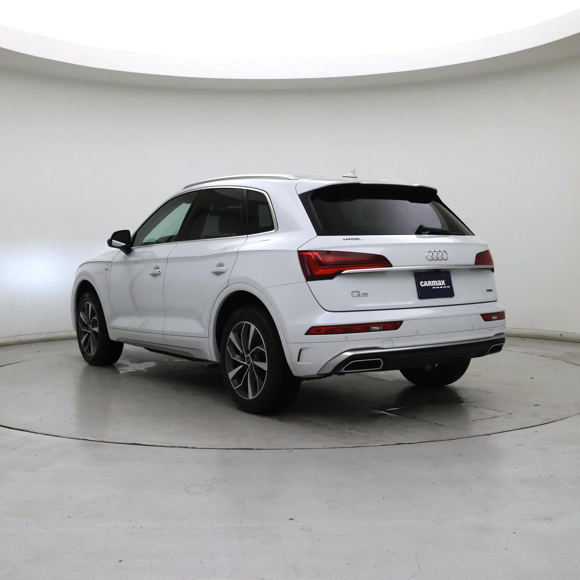 Thumbnail: 2022 Audi Q5 - 2