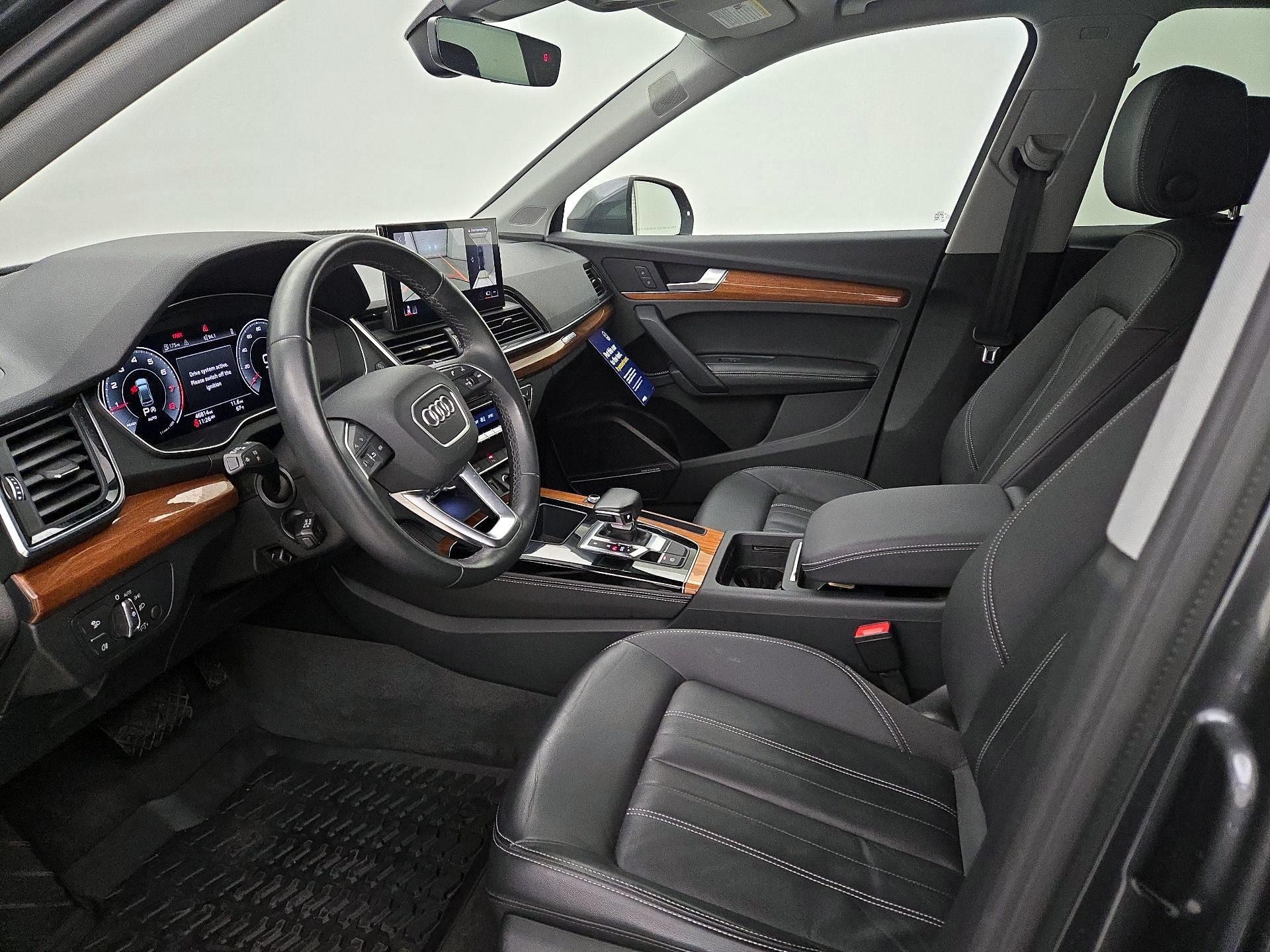 Thumbnail: 2022 Audi Q5 - 11