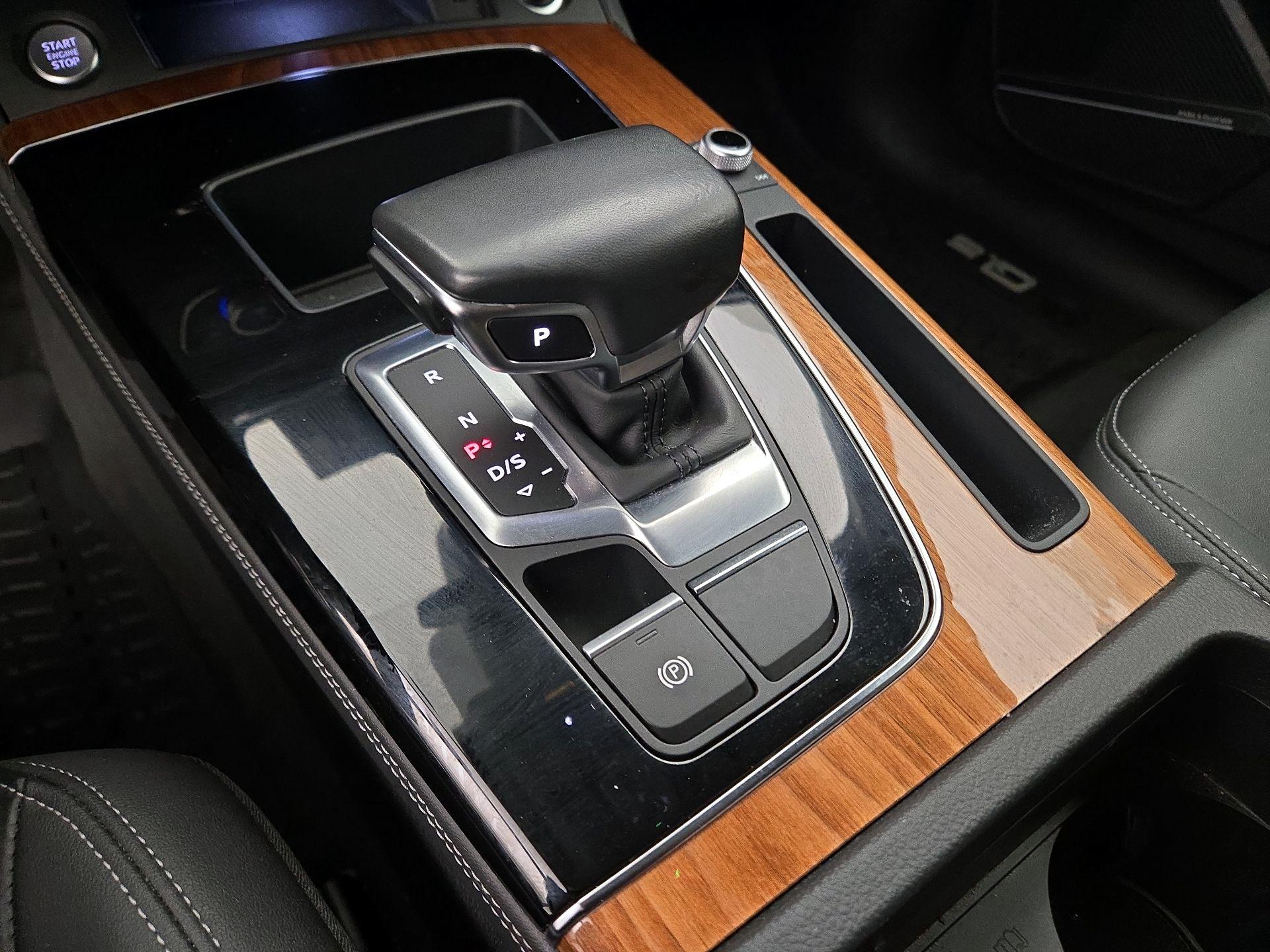 Thumbnail: 2022 Audi Q5 - 17