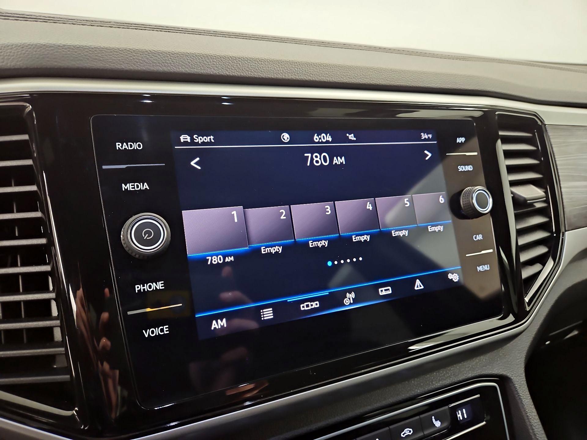 Thumbnail: 2023 Volkswagen Atlas - 15