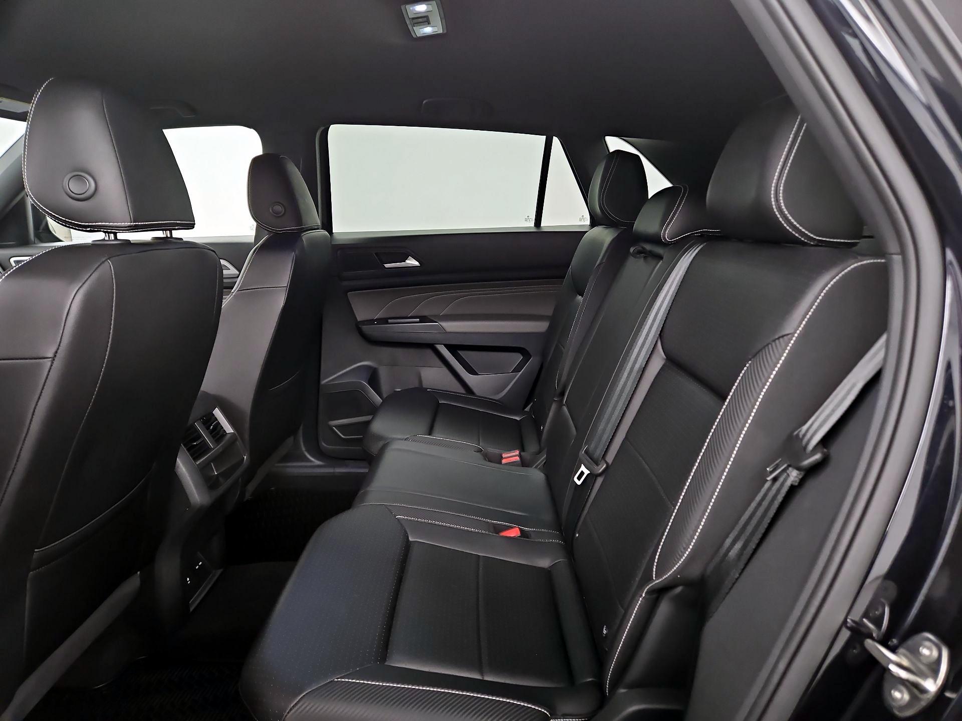 Thumbnail: 2023 Volkswagen Atlas - 19