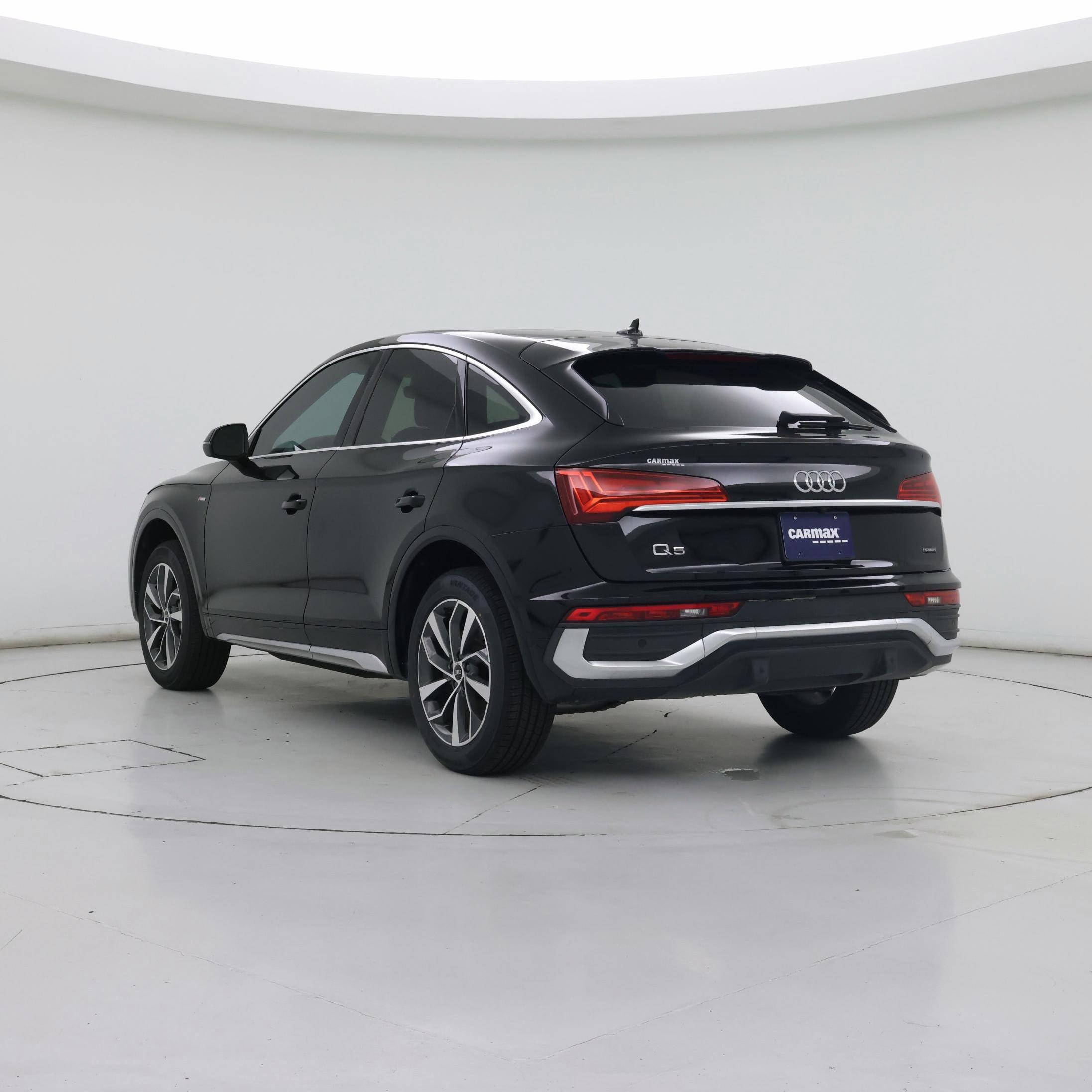 Thumbnail: 2022 Audi Q5 - 2