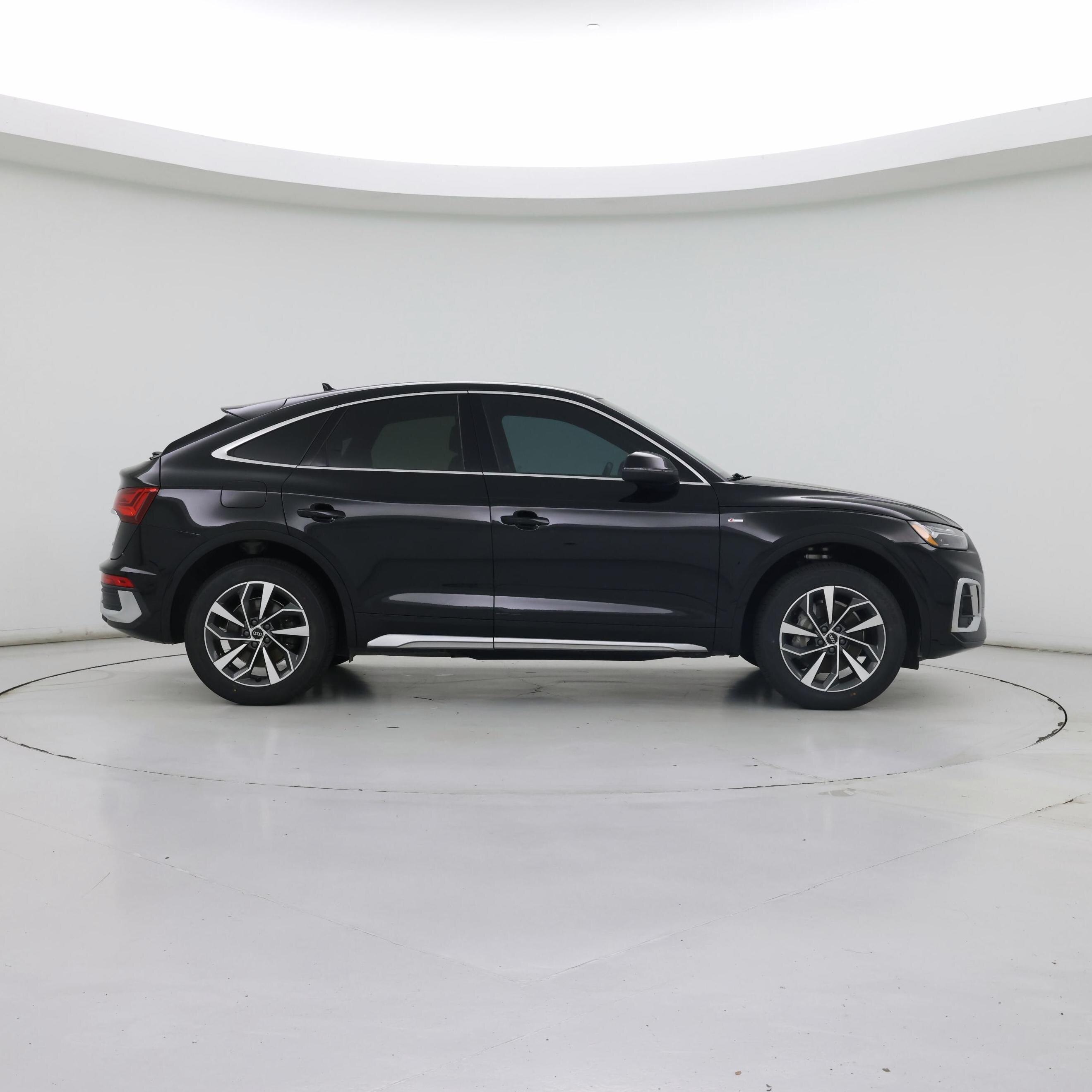 Thumbnail: 2022 Audi Q5 - 7