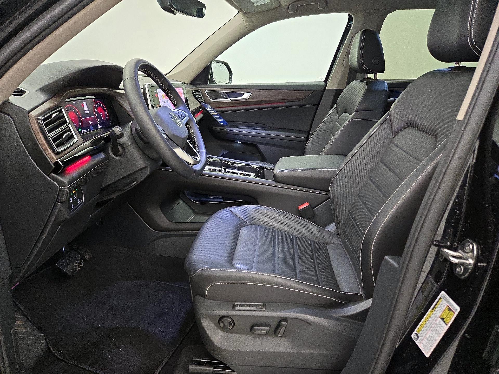 Thumbnail: 2024 Volkswagen Atlas - 11