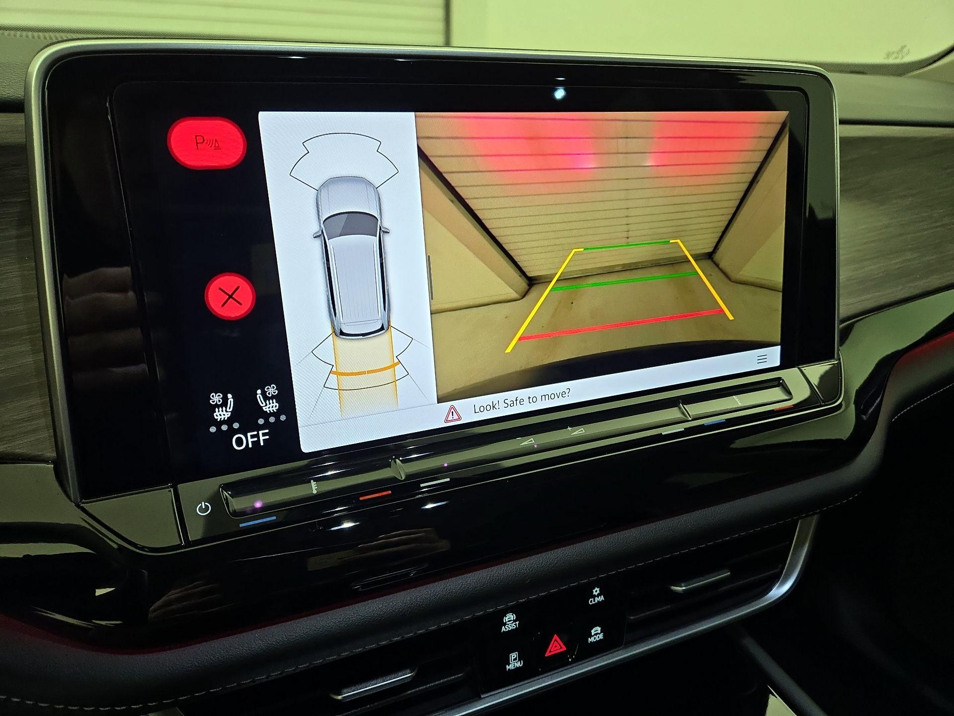 Thumbnail: 2024 Volkswagen Atlas - 14