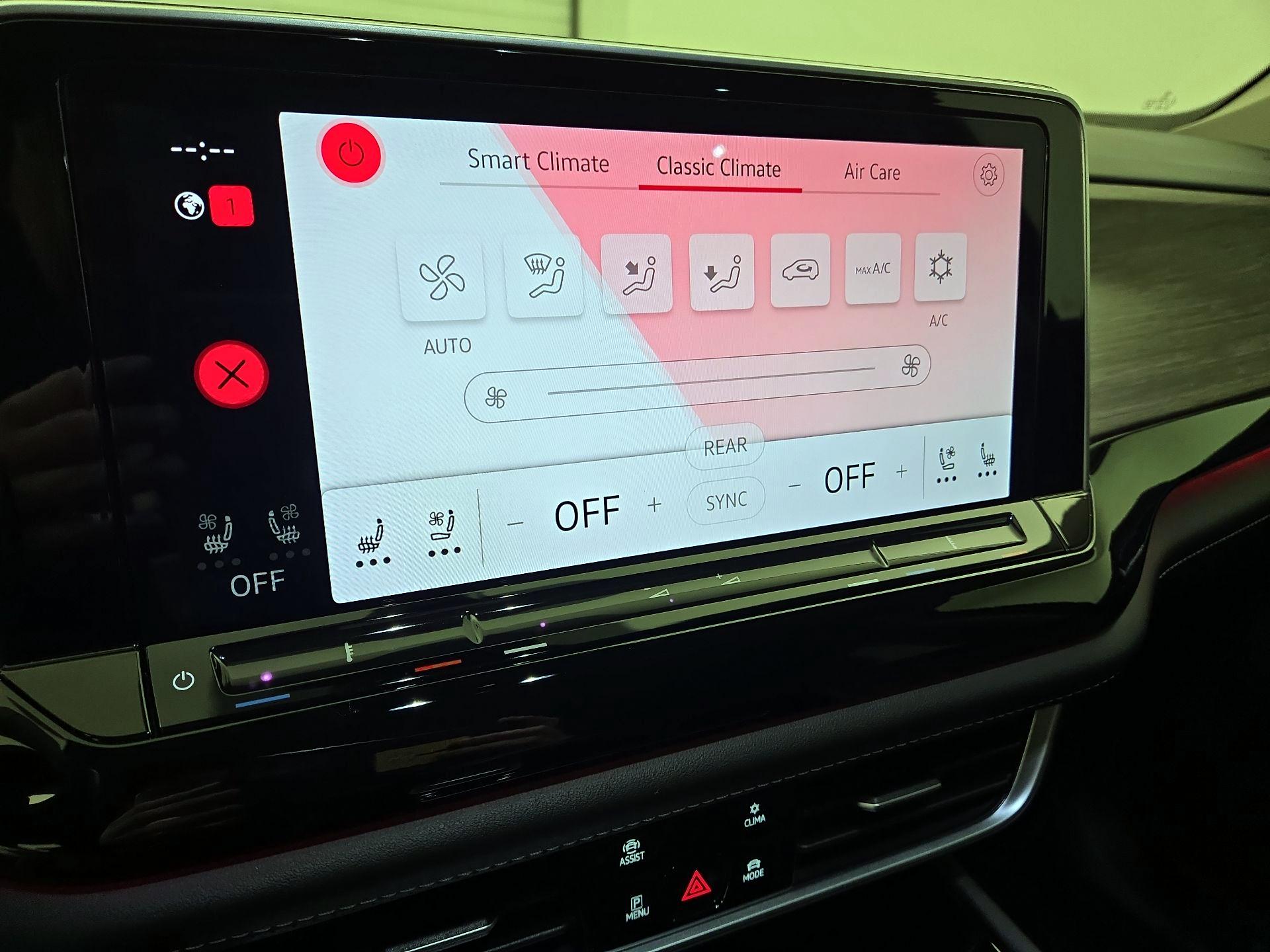 Thumbnail: 2024 Volkswagen Atlas - 16