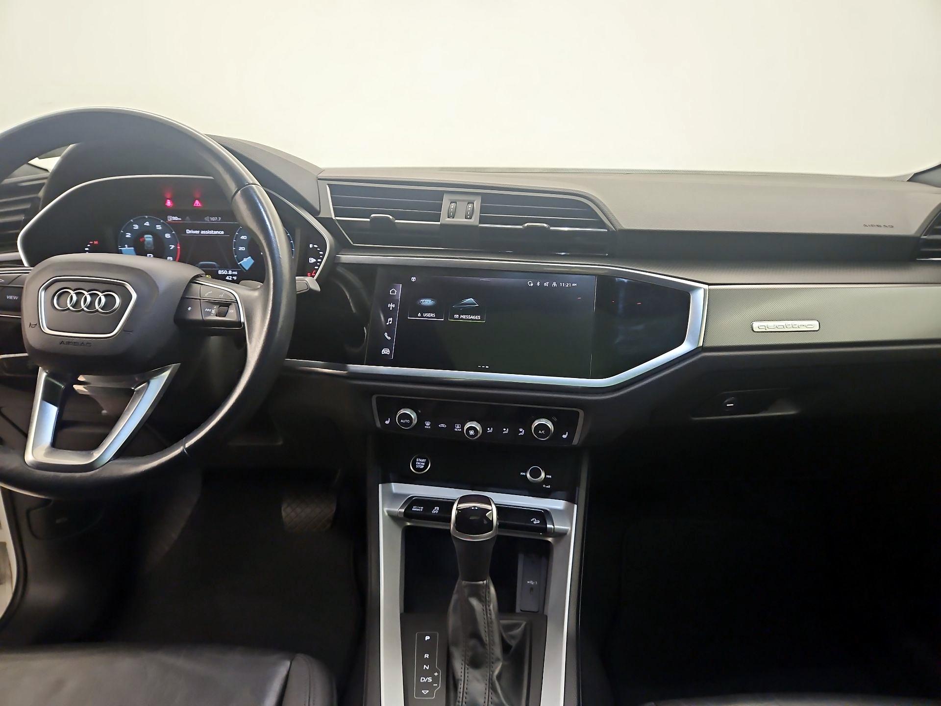 Thumbnail: 2023 Audi Q3 - 9