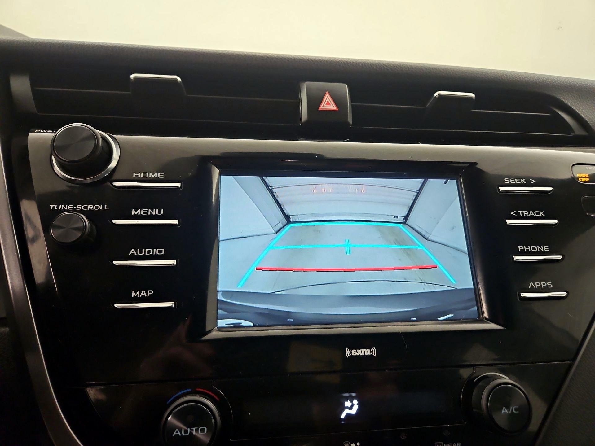 Thumbnail: 2020 Toyota Camry - 14