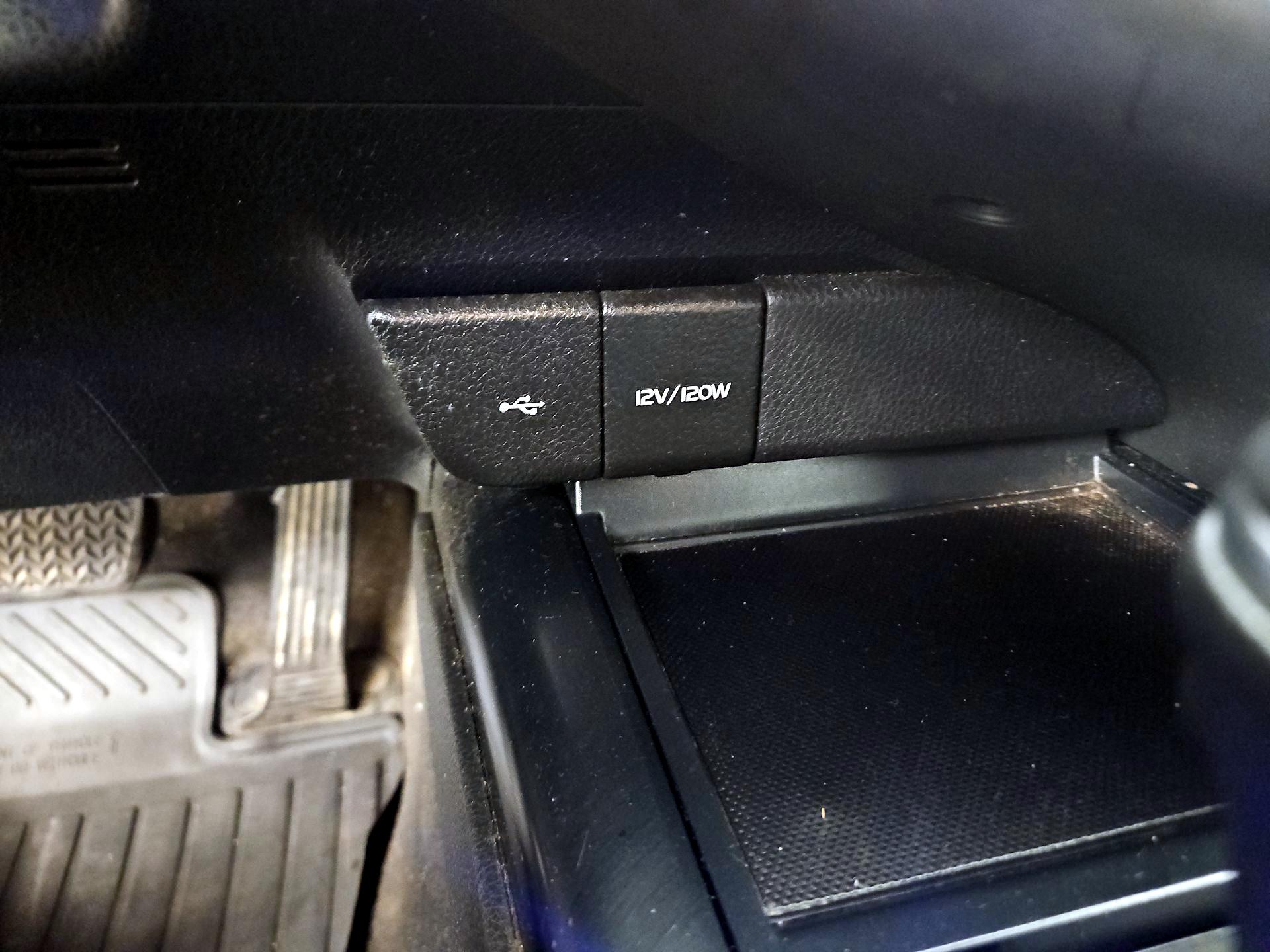 Thumbnail: 2020 Toyota Camry - 18