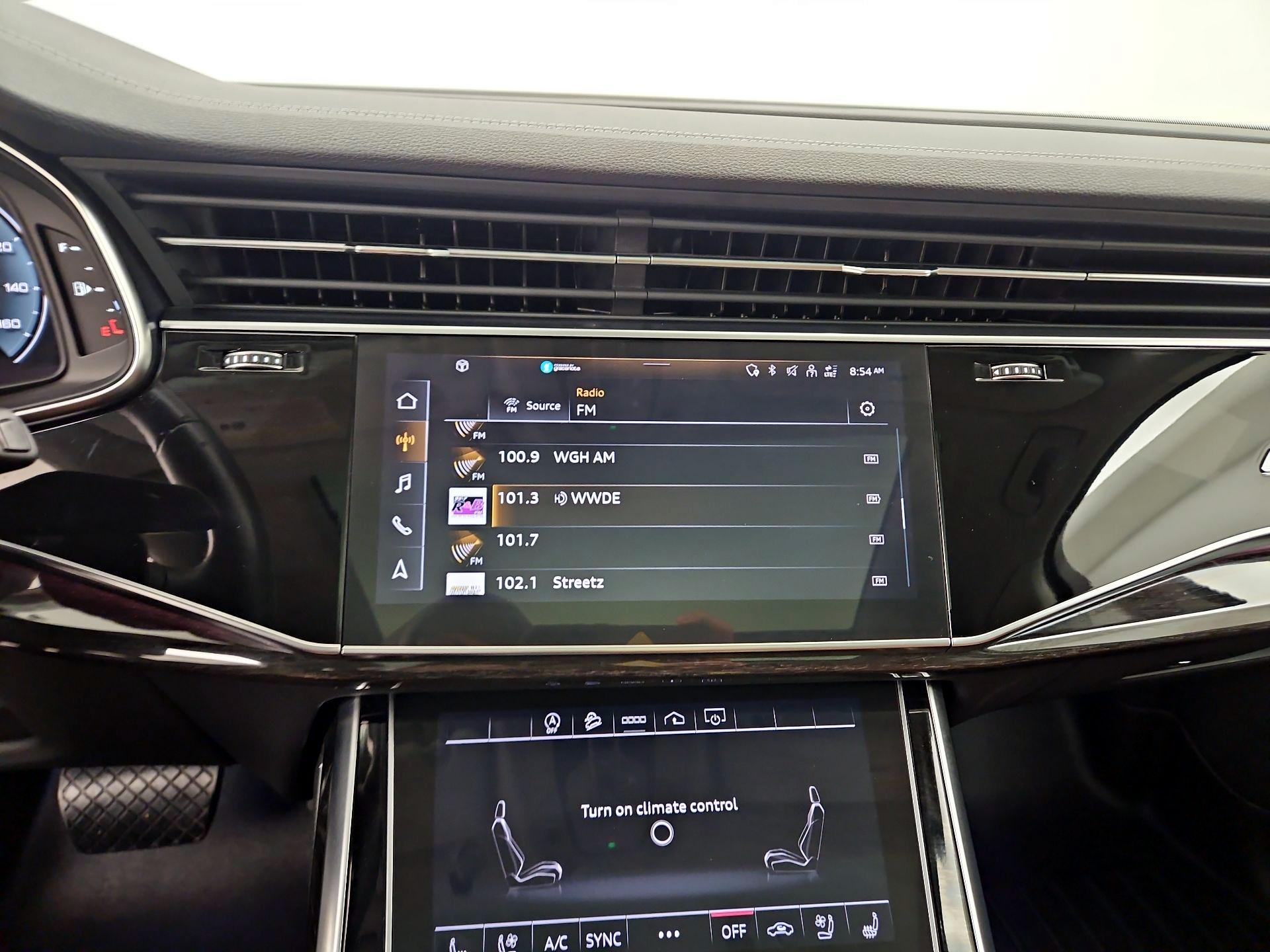 Thumbnail: 2023 Audi Q7 - 16